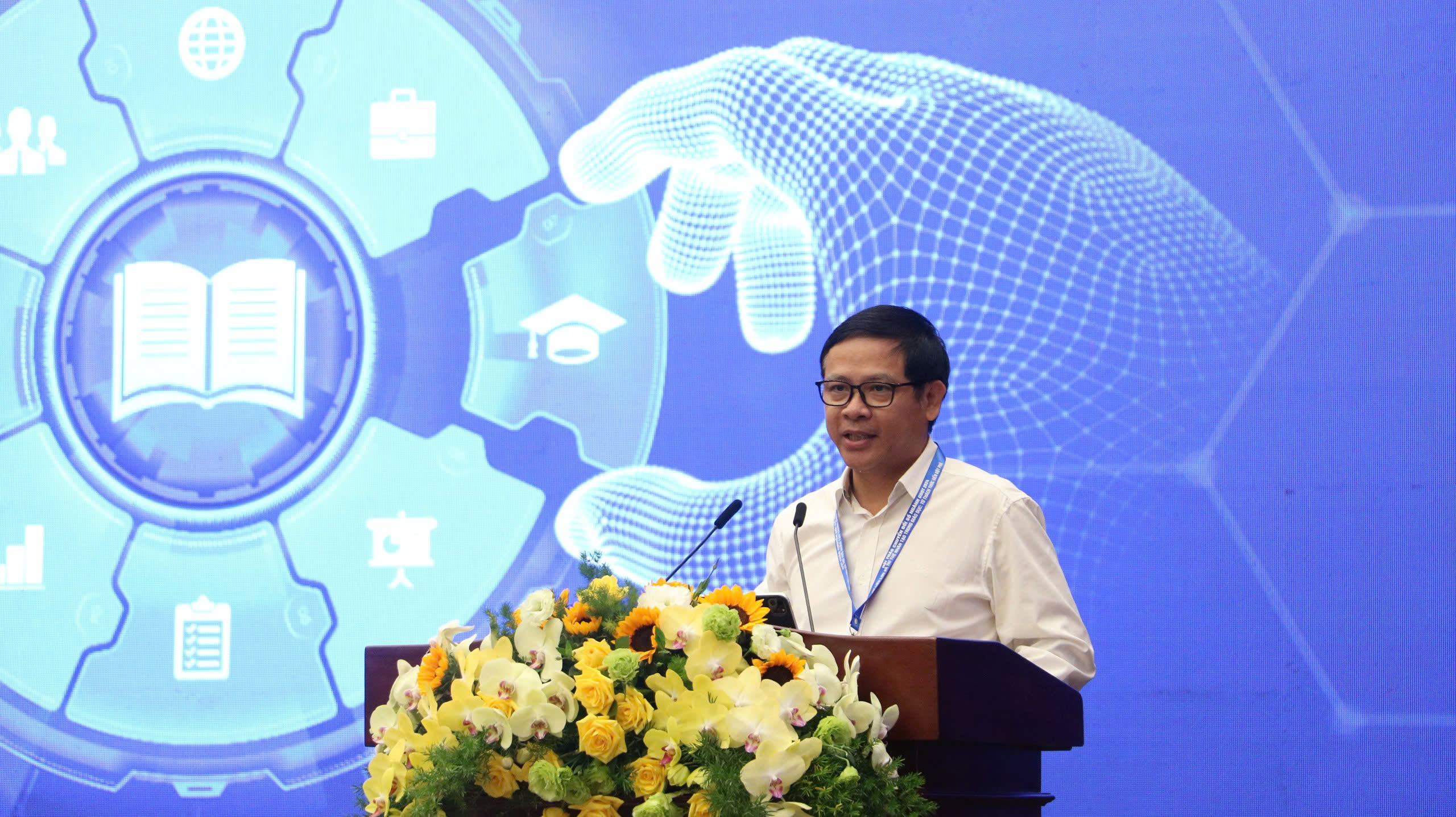 Tr&iacute; tuệ nh&acirc;n tạo kh&oacute; c&oacute; thể thay thế người thầy- Ảnh 5.