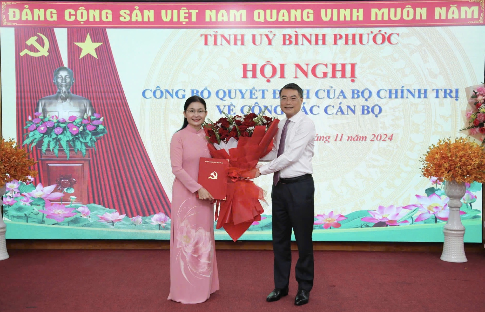 B&agrave; T&ocirc;n Ngọc Hạnh giữ chức B&iacute; thư Tỉnh ủy B&igrave;nh Phước- Ảnh 1.