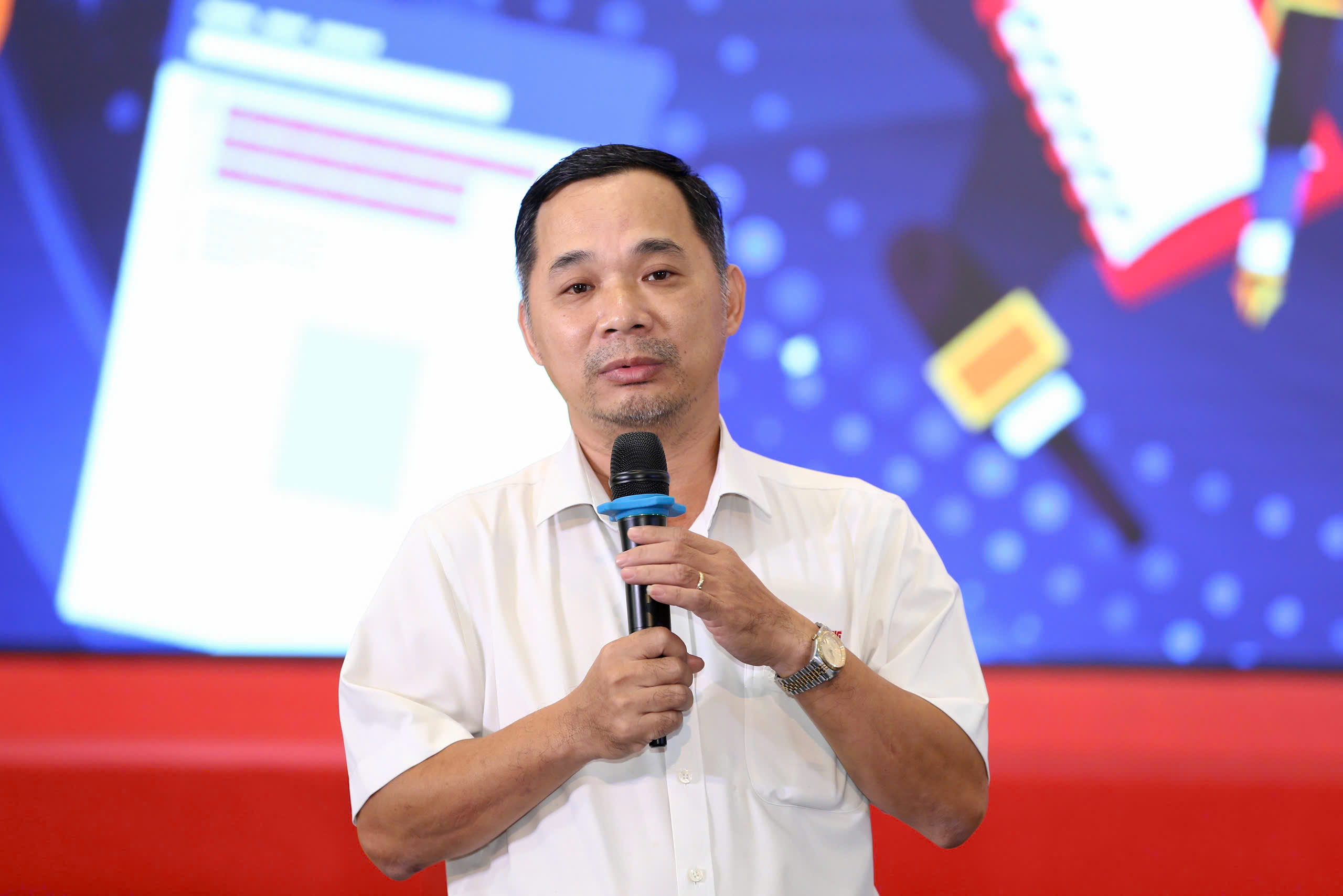 L&atilde;nh đạo của gần 50 trường THPT tham dự bồi dưỡng về &ldquo;Kỹ năng ứng xử với b&aacute;o ch&iacute; - truyền th&ocirc;ng&rdquo;- Ảnh 11.
