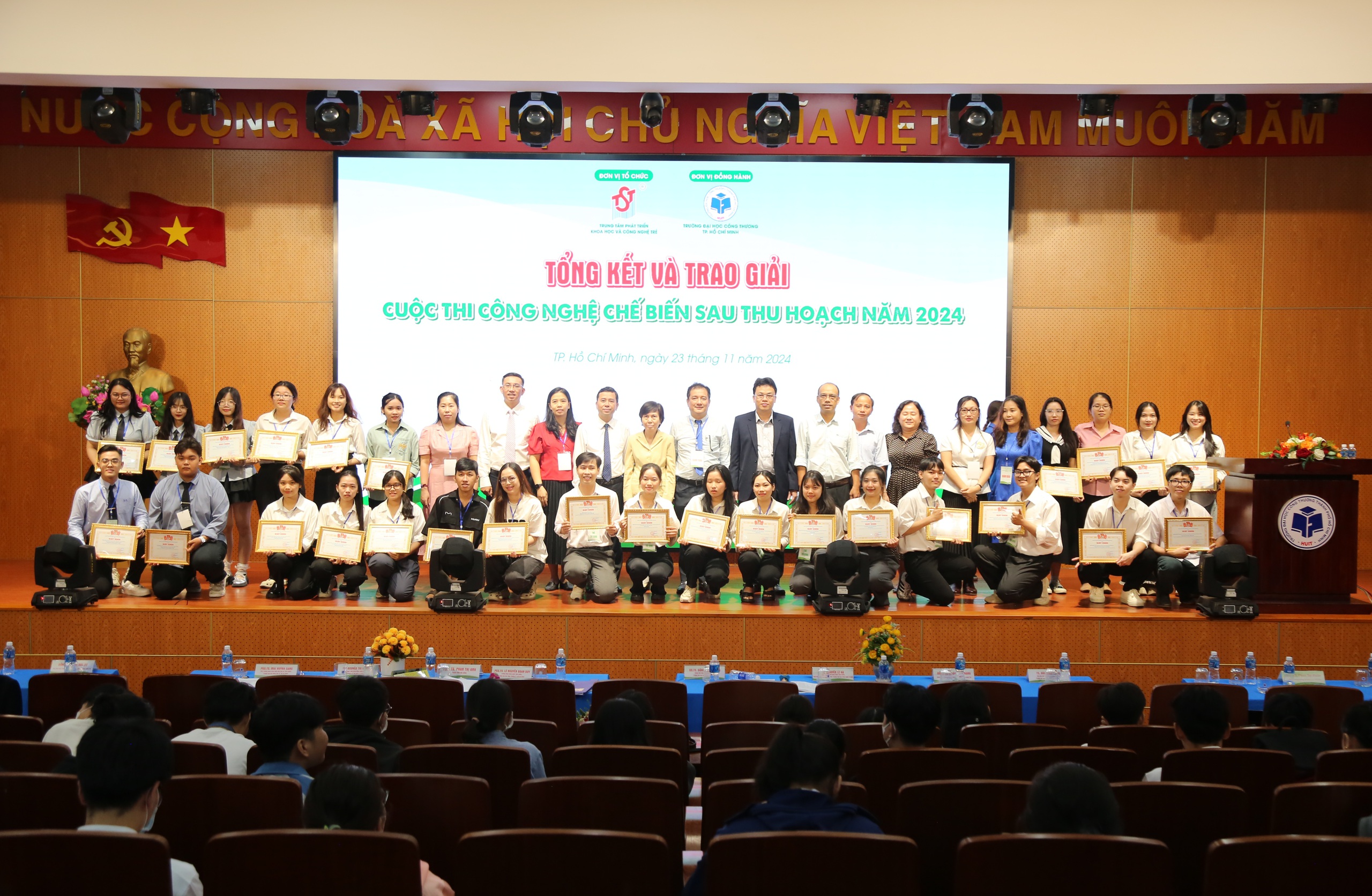 Bất ngờ với những nghi&ecirc;n cứu c&ocirc;ng nghệ chế biến v&agrave; bảo quản của sinh vi&ecirc;n- Ảnh 3.