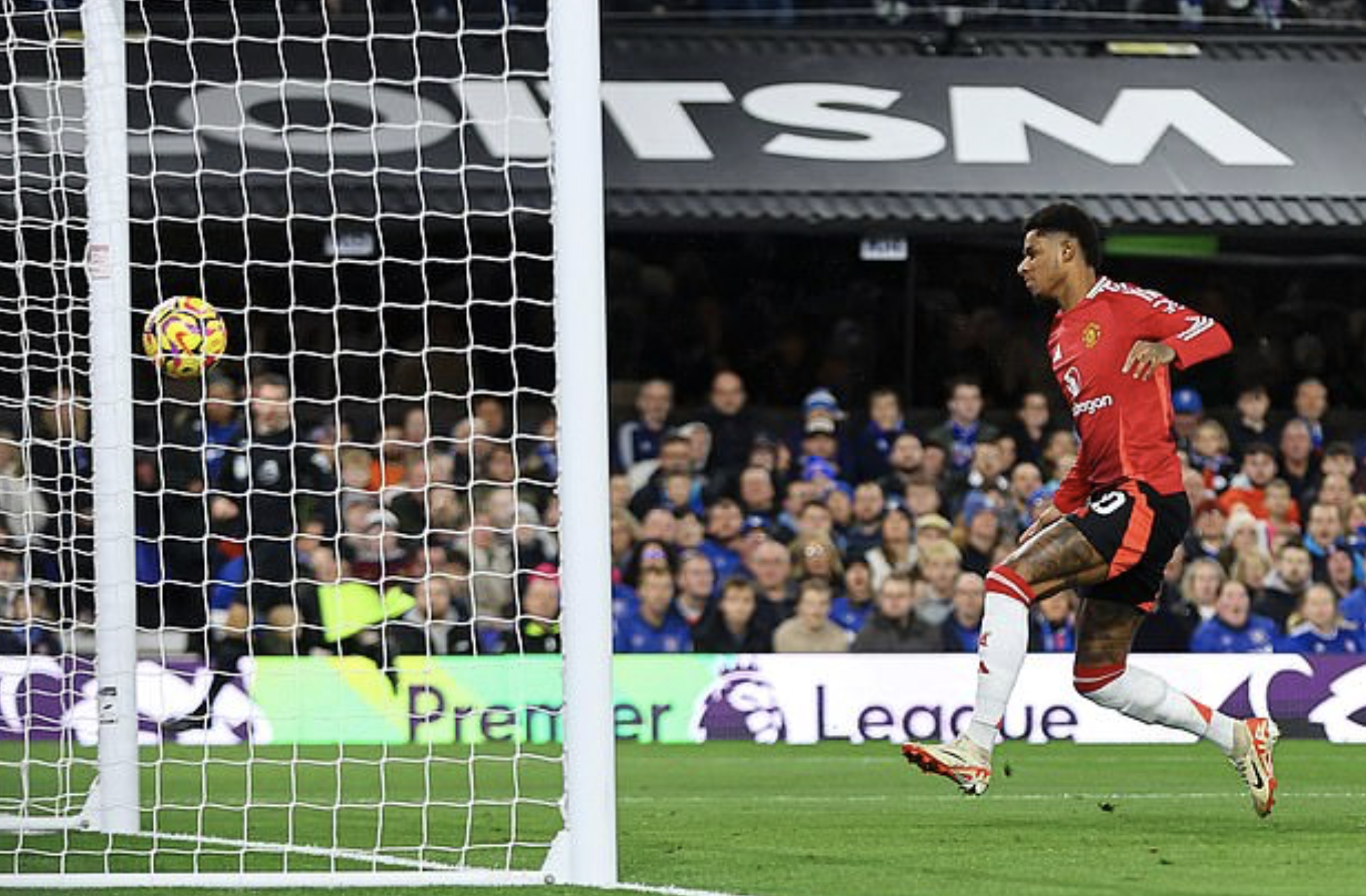 Man United h&ograve;a đội ch&oacute;t bảng, chuy&ecirc;n gia n&oacute;i HLV Amorim "kh&ocirc;ng c&oacute; đũa thần"- Ảnh 3.