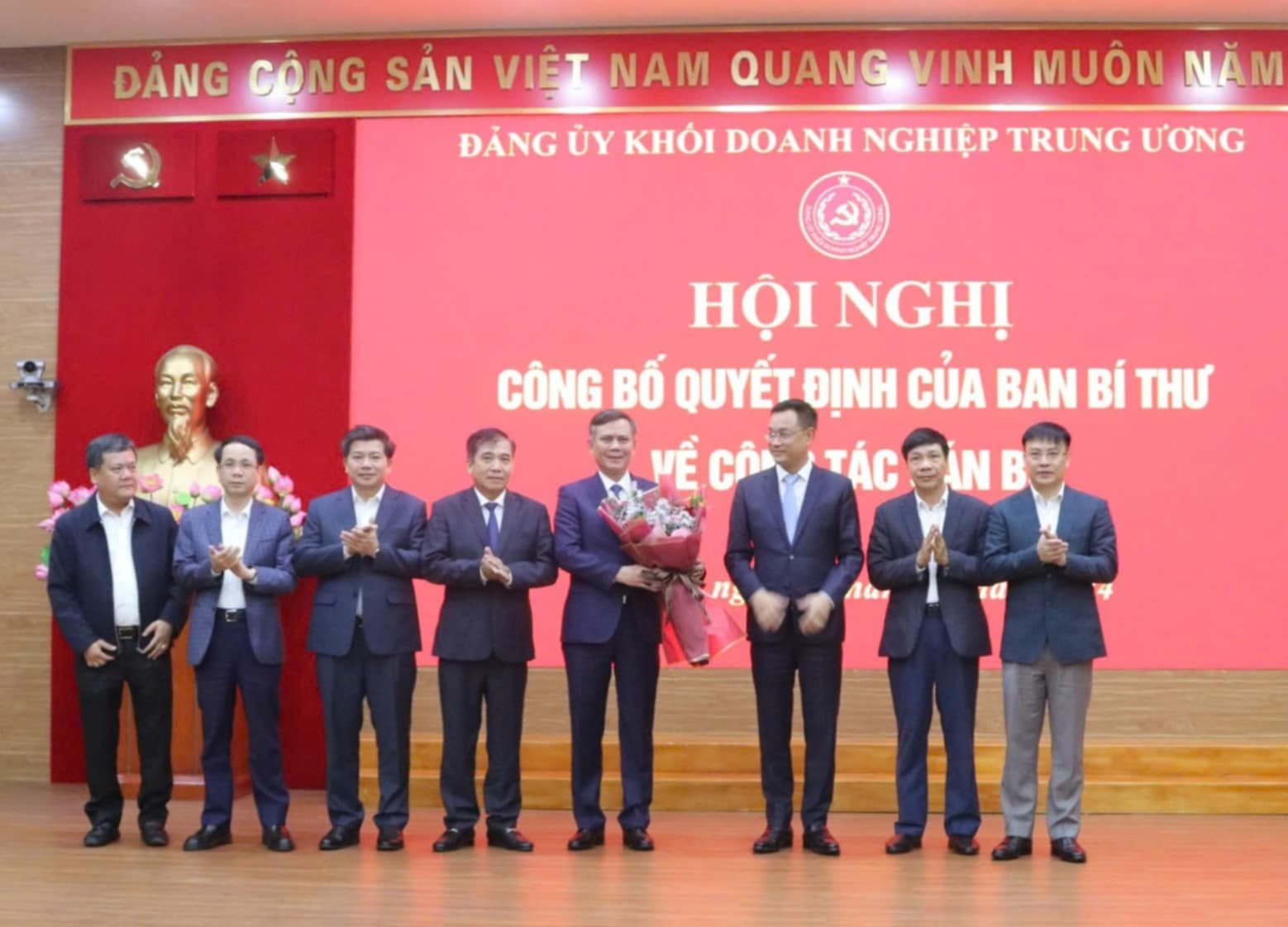 Chủ tịch tỉnh Quảng B&igrave;nh giữ chức Ph&oacute; B&iacute; thư Đảng ủy Khối Doanh nghiệp Trung ương- Ảnh 1.