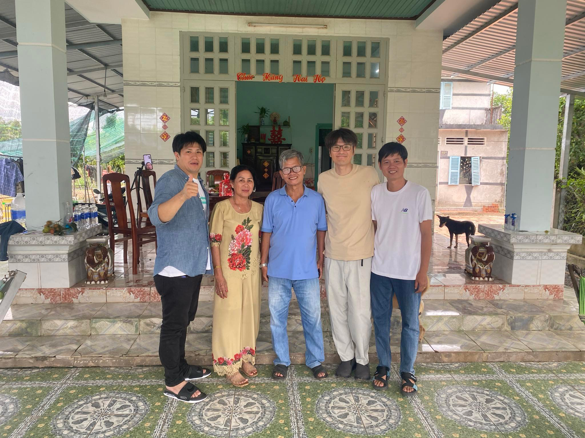 N&acirc;ng bước người lao động: Xem nhau như người nh&agrave;- Ảnh 1.