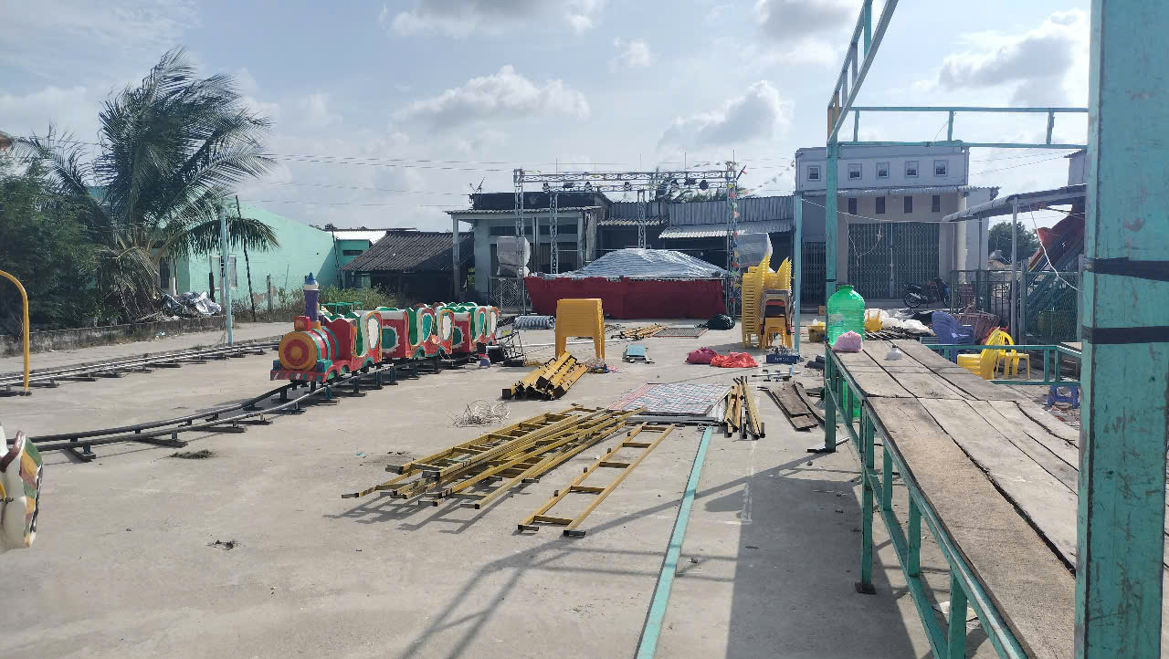 B&eacute; trai ở C&agrave; Mau tử vong sau khi chơi l&ocirc; t&ocirc;- Ảnh 1.