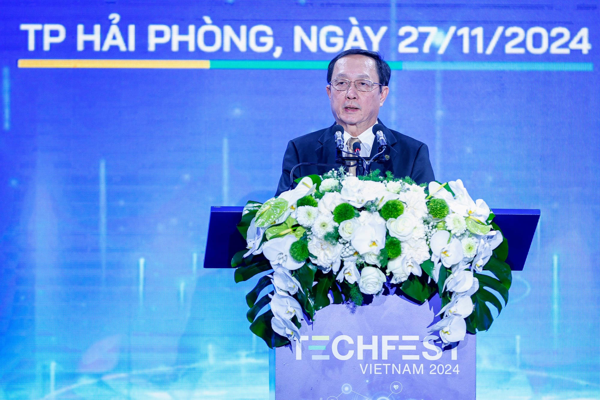 Thủ tướng: Đổi mới s&aacute;ng tạo l&agrave; động lực ph&aacute;t triển- Ảnh 2.