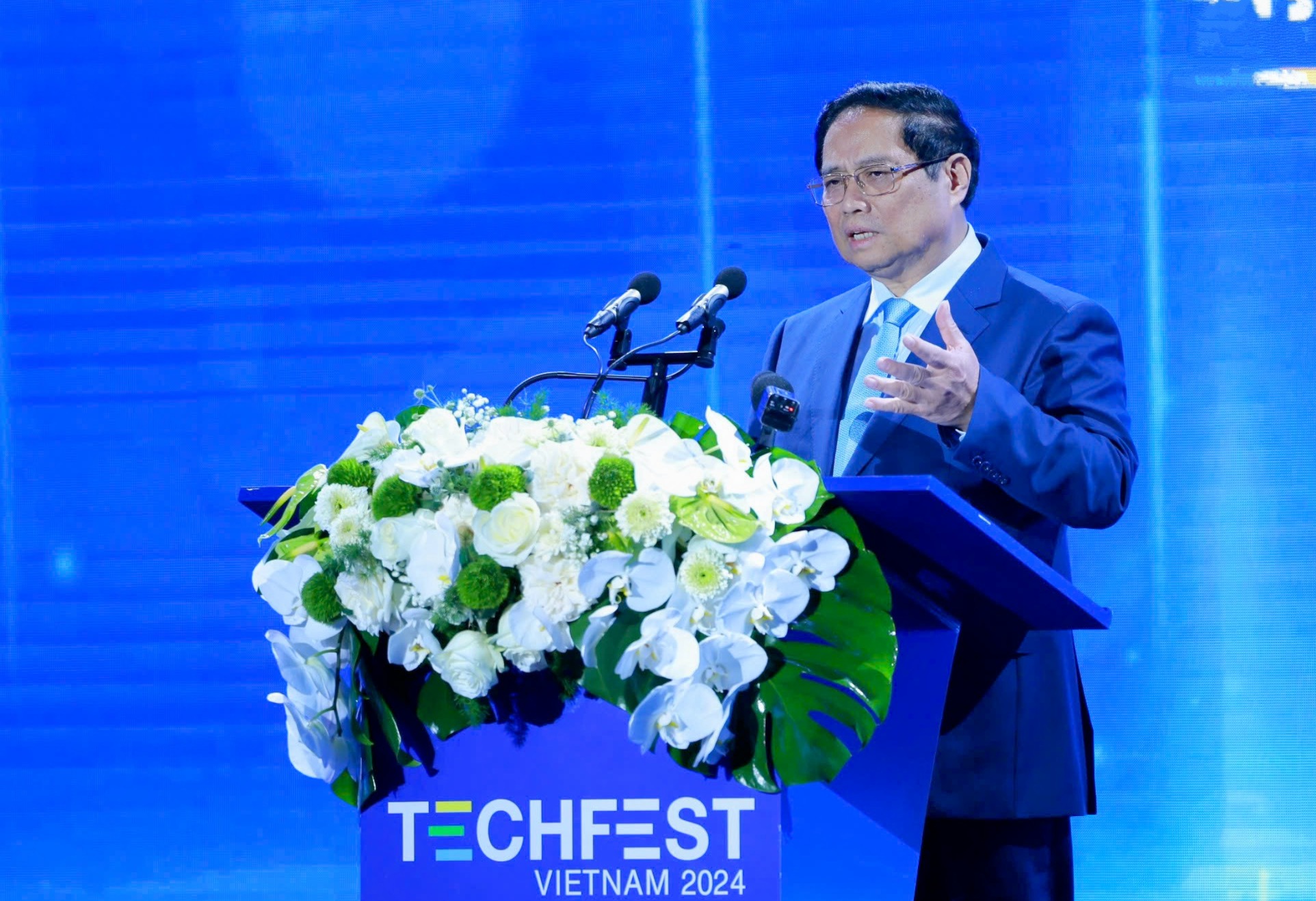 Thủ tướng: Đổi mới s&aacute;ng tạo l&agrave; động lực ph&aacute;t triển- Ảnh 4.