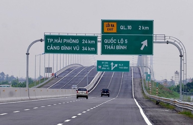 Tốc độ tối đa trên cao tốc tại Việt Nam là 120 km/giờ- Ảnh 1.