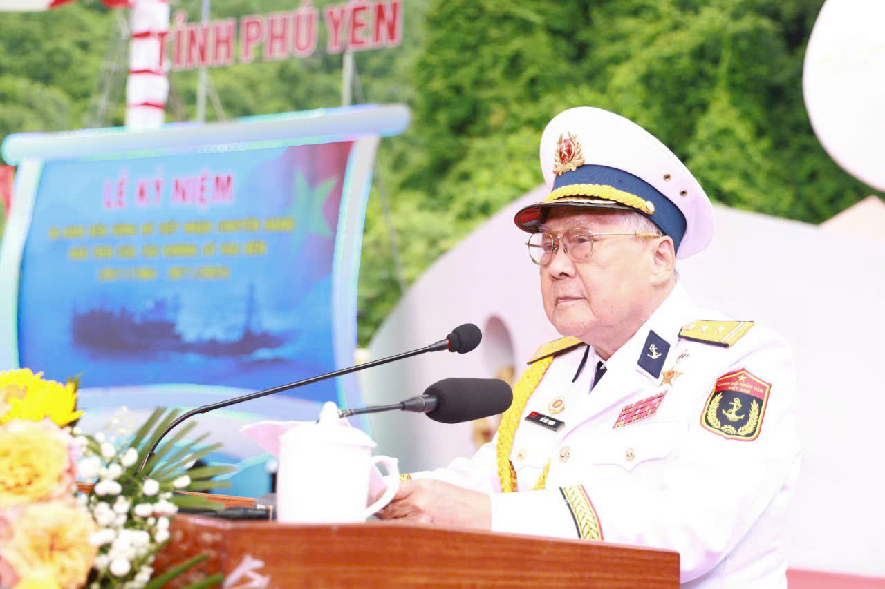 Trọng thể kỉ niệm 60 năm Bến tàu Không số Vũng Rô - Ảnh 3.