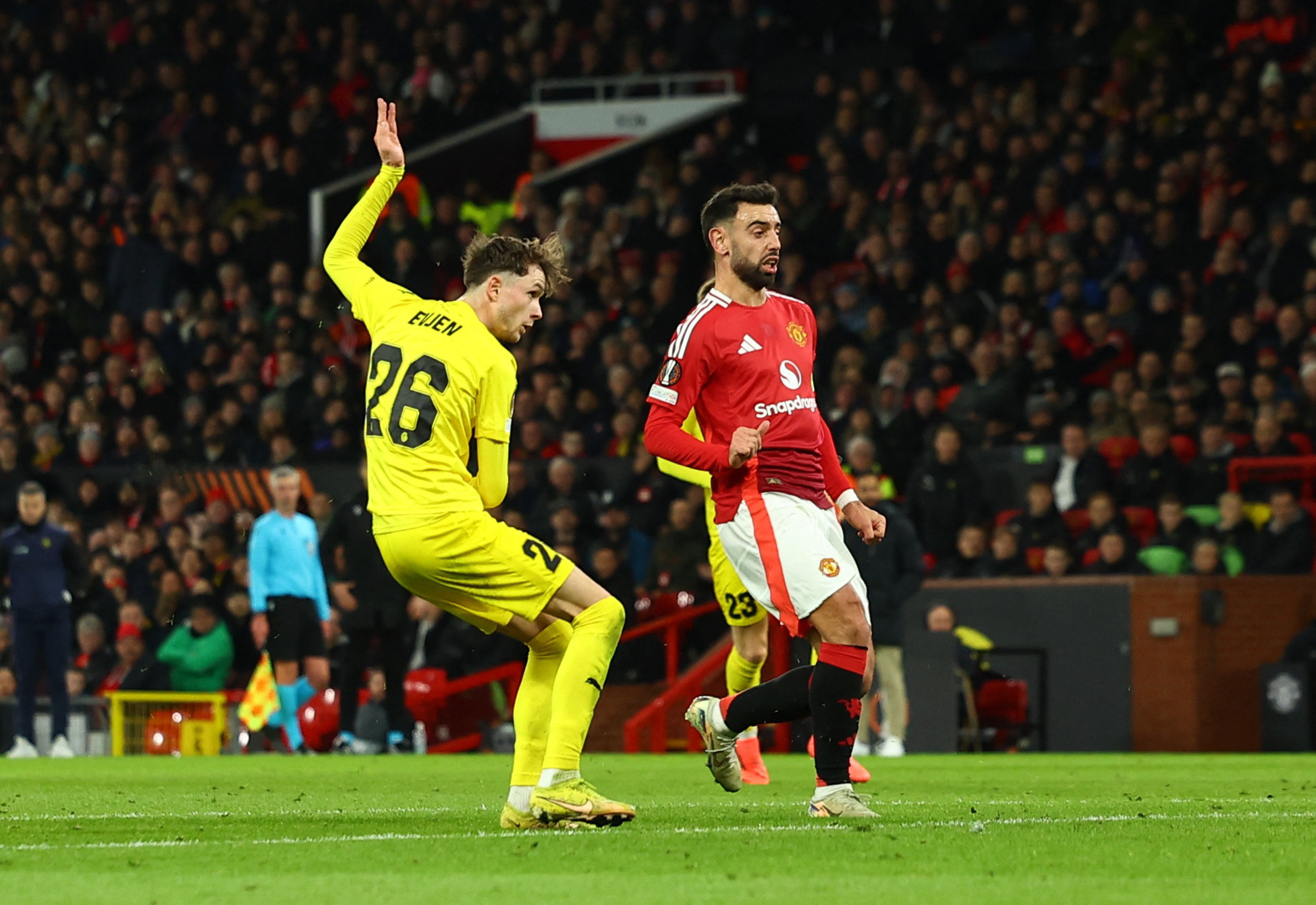 Rượt đuổi tỉ số 5 b&agrave;n, Man United thắng trận đầu dưới thời HLV Amorim - Ảnh 2.