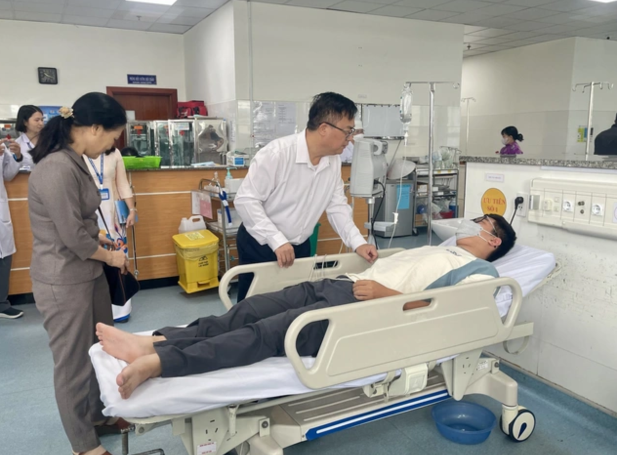 Gần 300 ca ngộ độc nghi do ăn b&aacute;nh m&igrave;: Bộ Y tế tiếp tục c&oacute; c&ocirc;ng văn- Ảnh 2.