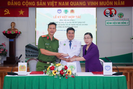 Qua thăm kh&aacute;m, Bệnh viện Nhi Đồng 2 ph&aacute;t hiện nhiều vụ bạo h&agrave;nh, x&acirc;m hại trẻ - Ảnh 1.