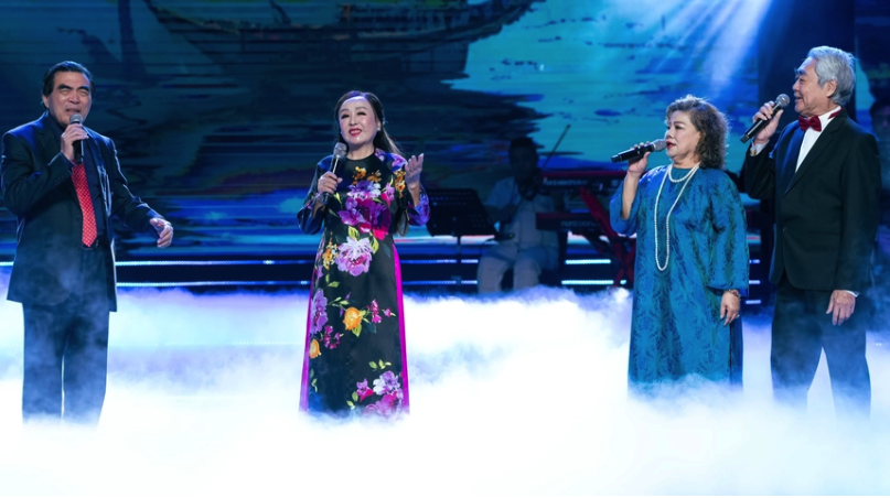 Chuyện từ thiện "ph&ocirc;ng bạt" được đưa v&agrave;o "Tết vạn lộc 2025"- Ảnh 1.