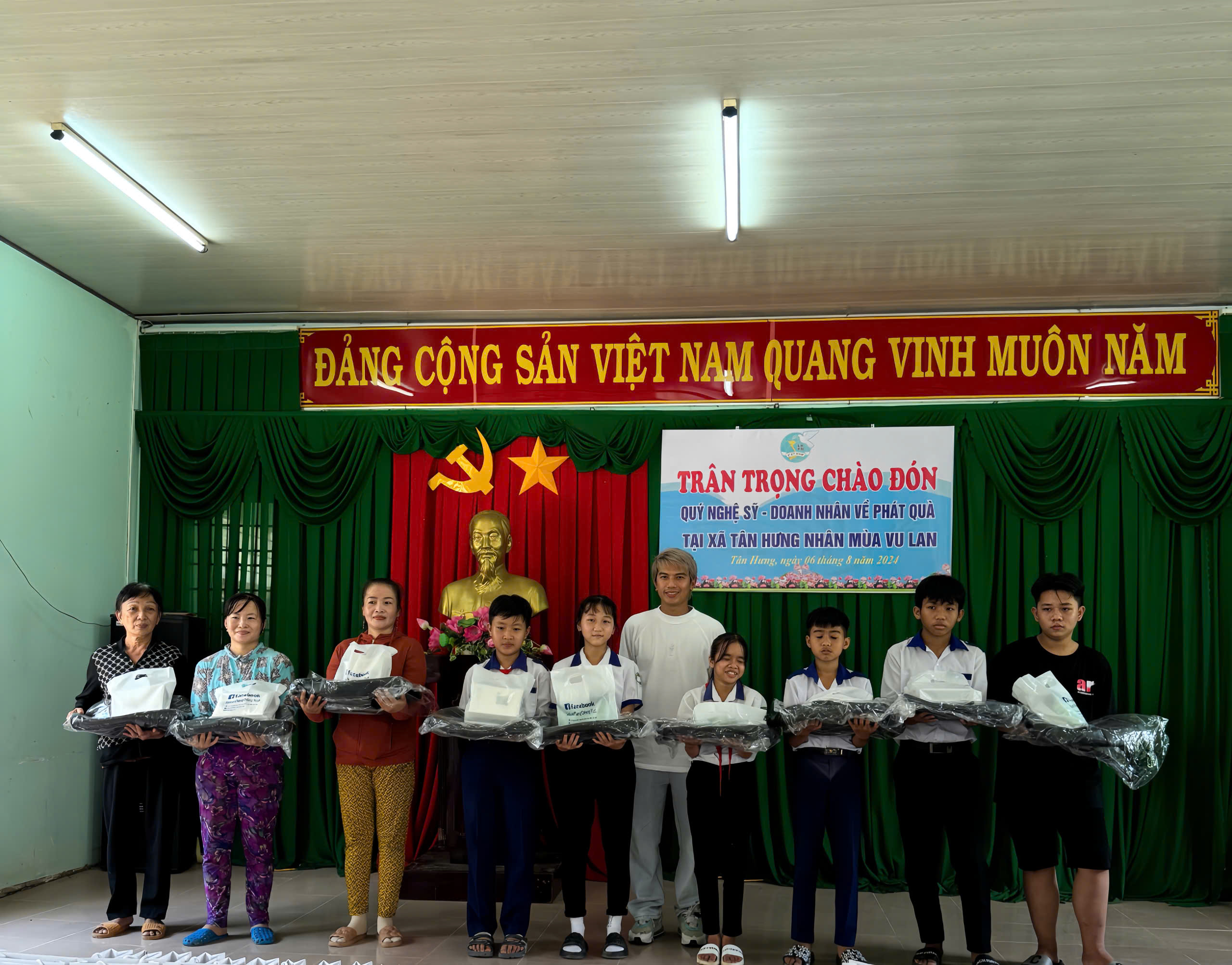 Hùng Đông Tinh được cấp chứng nhận công bố sản phẩm chăm sóc tóc - Ảnh 4.