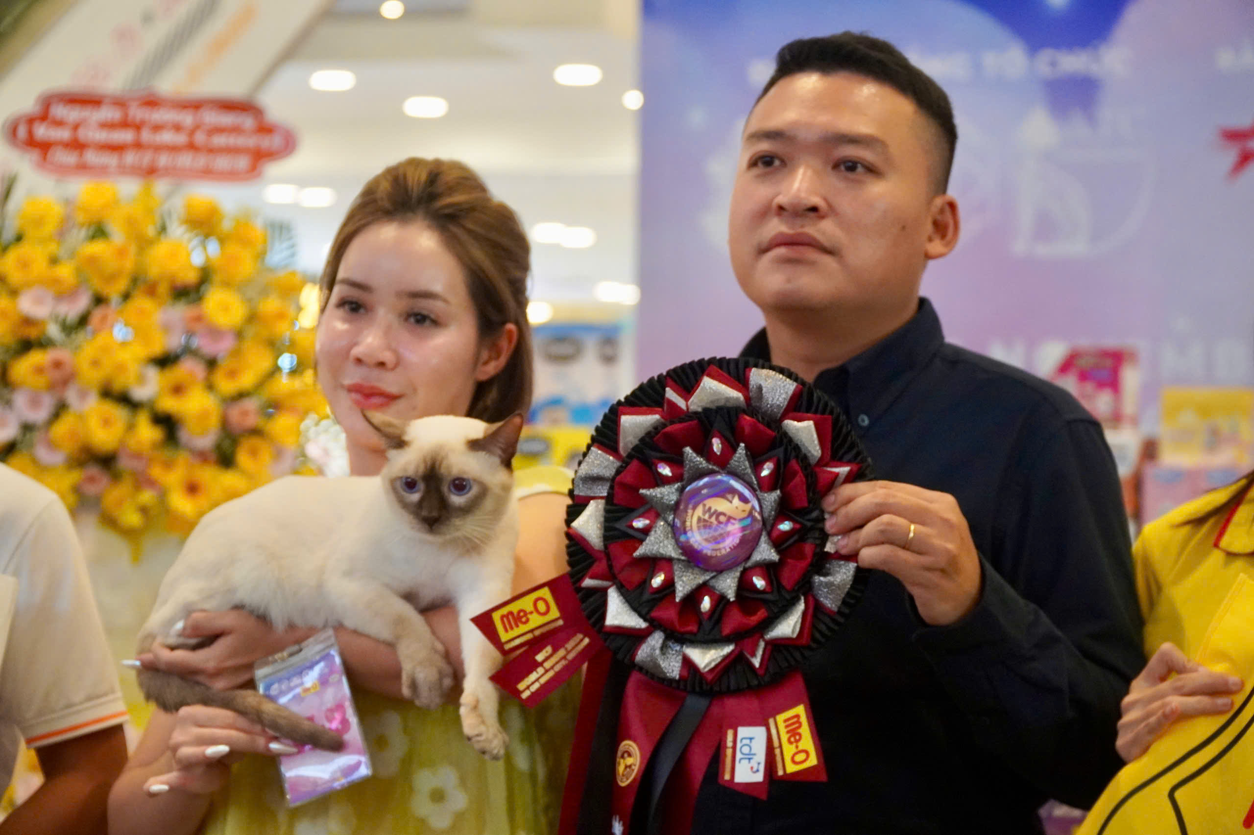 VIDEO: Người Việt Nam đầu ti&ecirc;n thắng giải tại Giải v&ocirc; địch m&egrave;o to&agrave;n cầu- Ảnh 10.