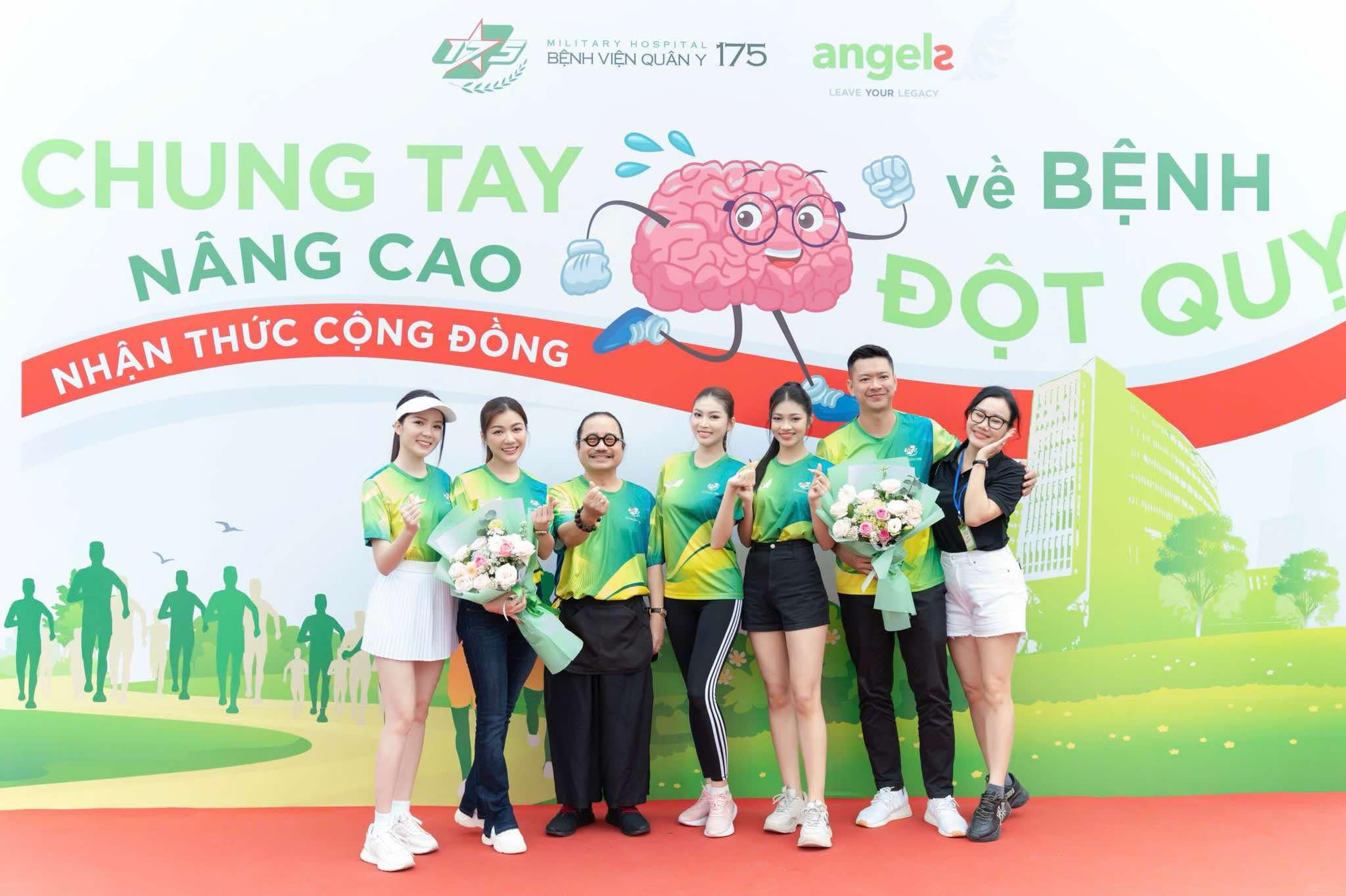 Hoa hậu Th&aacute;i Nhi&ecirc;n Phương đồng h&agrave;nh đi bộ n&acirc;ng cao nhận thức bệnh đột quỵ- Ảnh 1.
