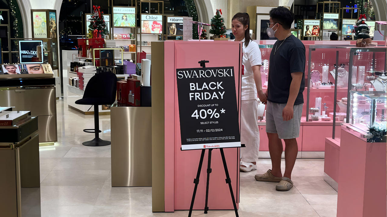 Vì sao nhiều cửa hàng giảm giá "kịch sàn" dịp Black Friday nhưng diễn biến lại gây bất ngờ?- Ảnh 7.