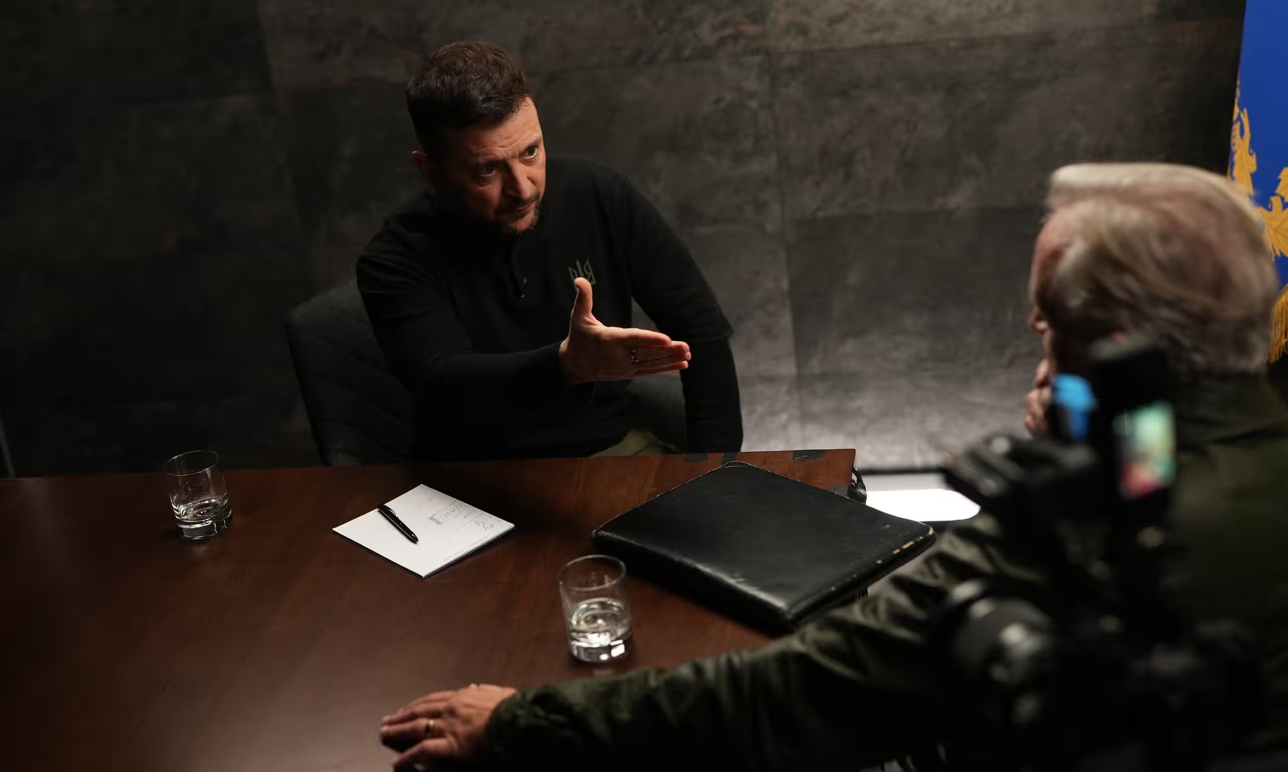 Tổng thống Zelensky: L&atilde;nh thổ Ukraine n&ecirc;n đặt dưới "chiếc &ocirc; của NATO"- Ảnh 1.