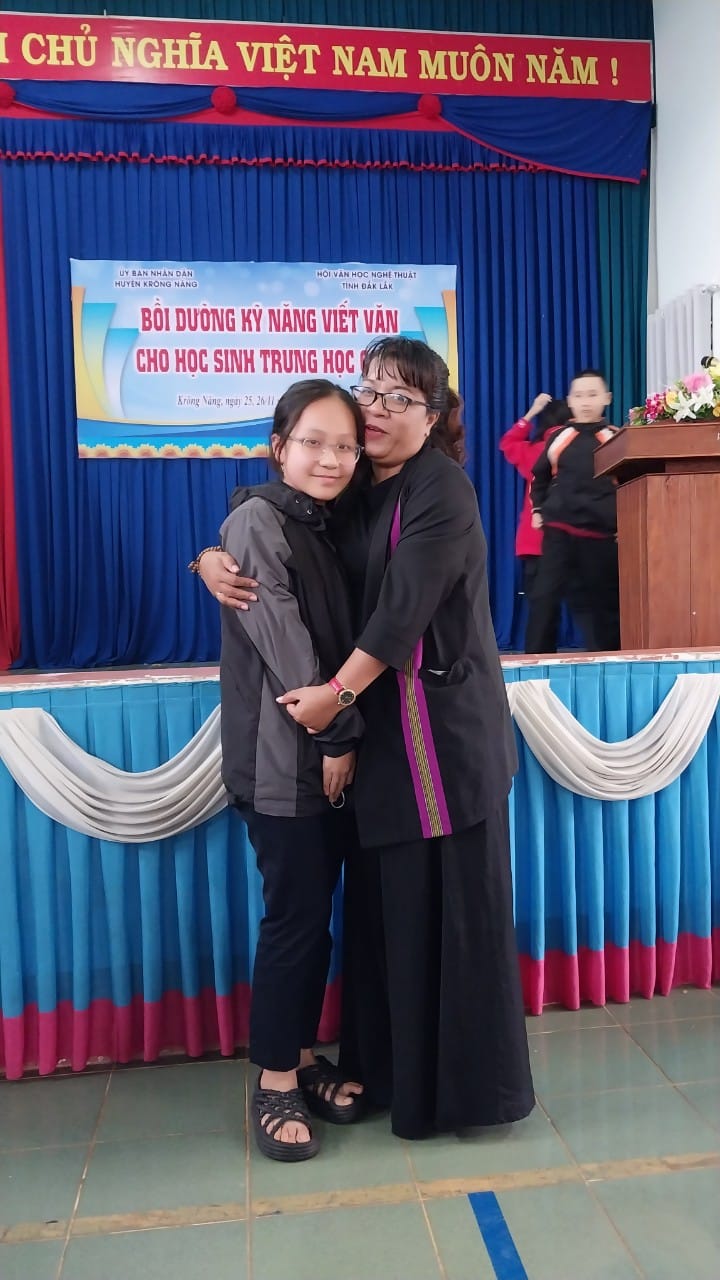 Cuộc thi Người thầy k&iacute;nh y&ecirc;u: Người truyền cảm hứng, y&ecirc;u thương nơi đại ng&agrave;n- Ảnh 1.