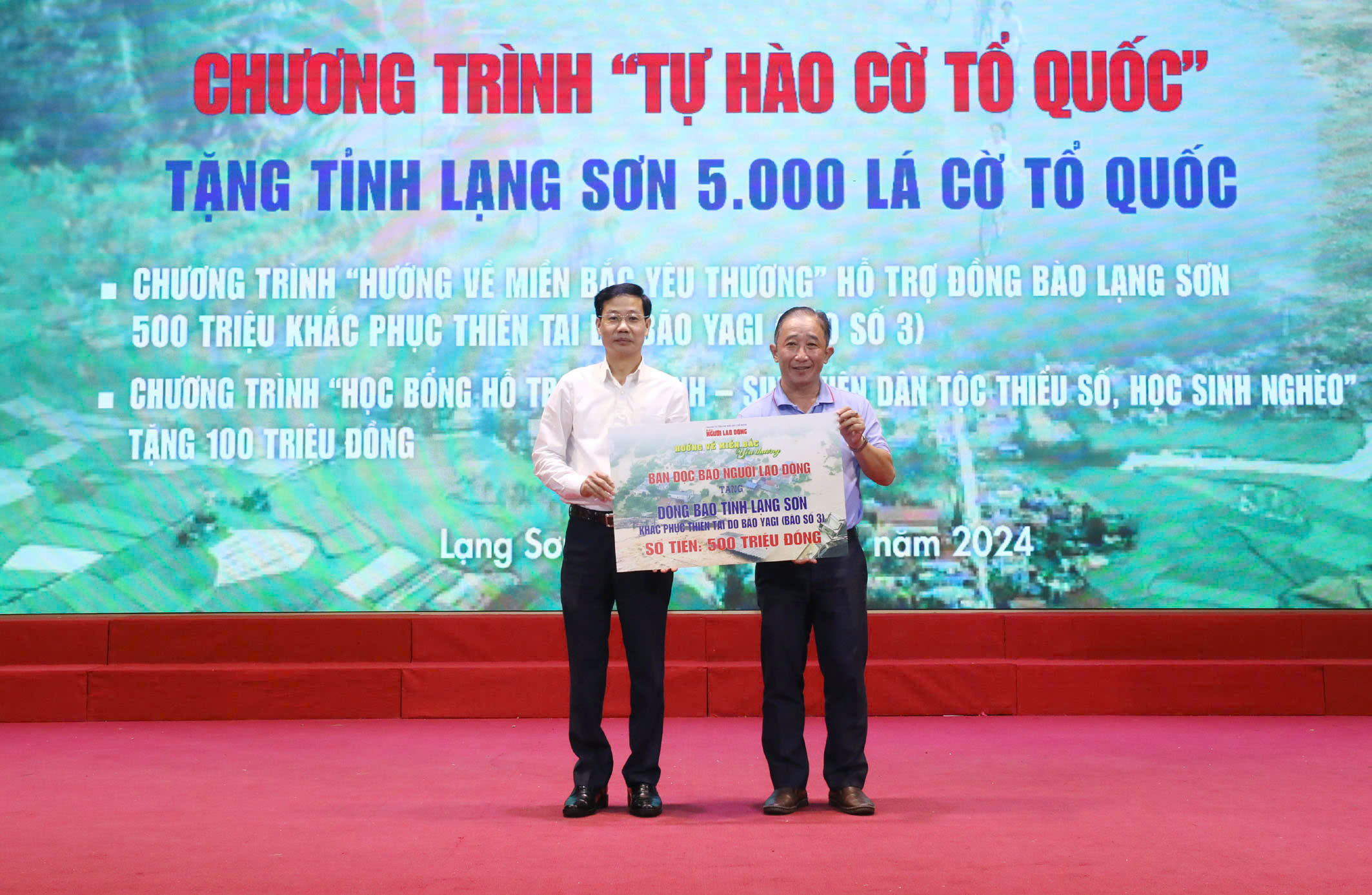 Trao 500 triệu đồng khắc phục hậu quả b&atilde;o Yagi tại Lạng Sơn- Ảnh 1.