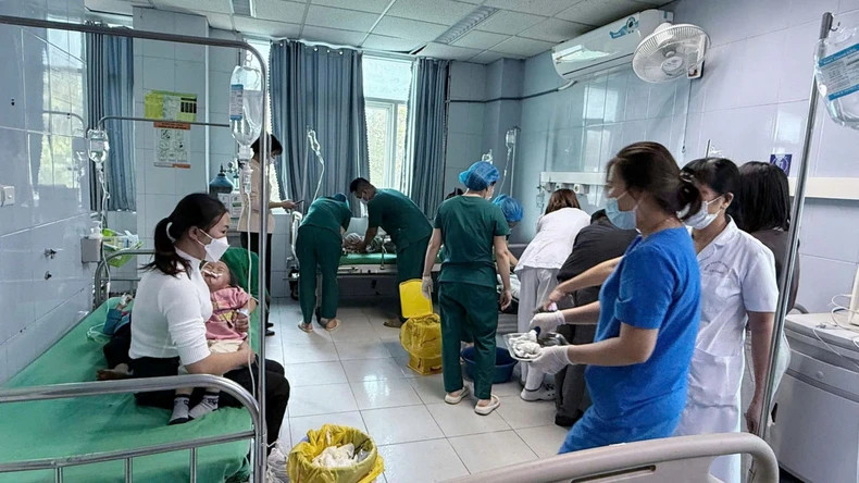 Vụ 20 trẻ mầm non nghi ngộ độc thuốc diệt chuột: C&ocirc;ng an v&agrave;o cuộc- Ảnh 1.