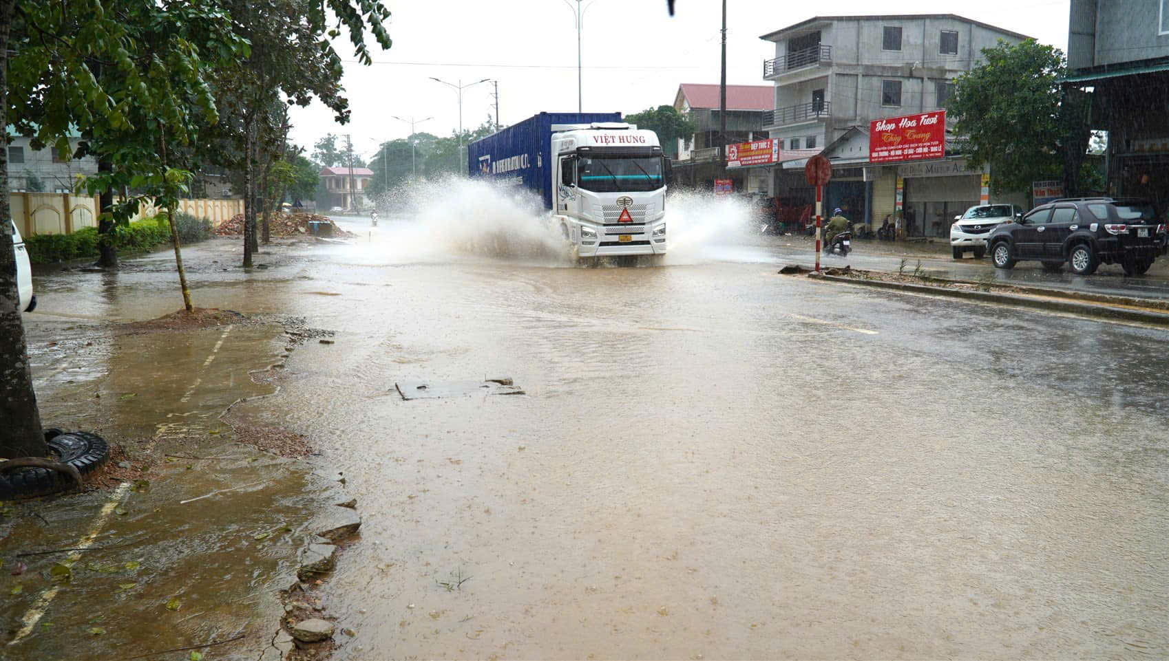 Hà Tĩnh: Gần 5.000 học sinh phải nghỉ học do mưa lũ- Ảnh 2.