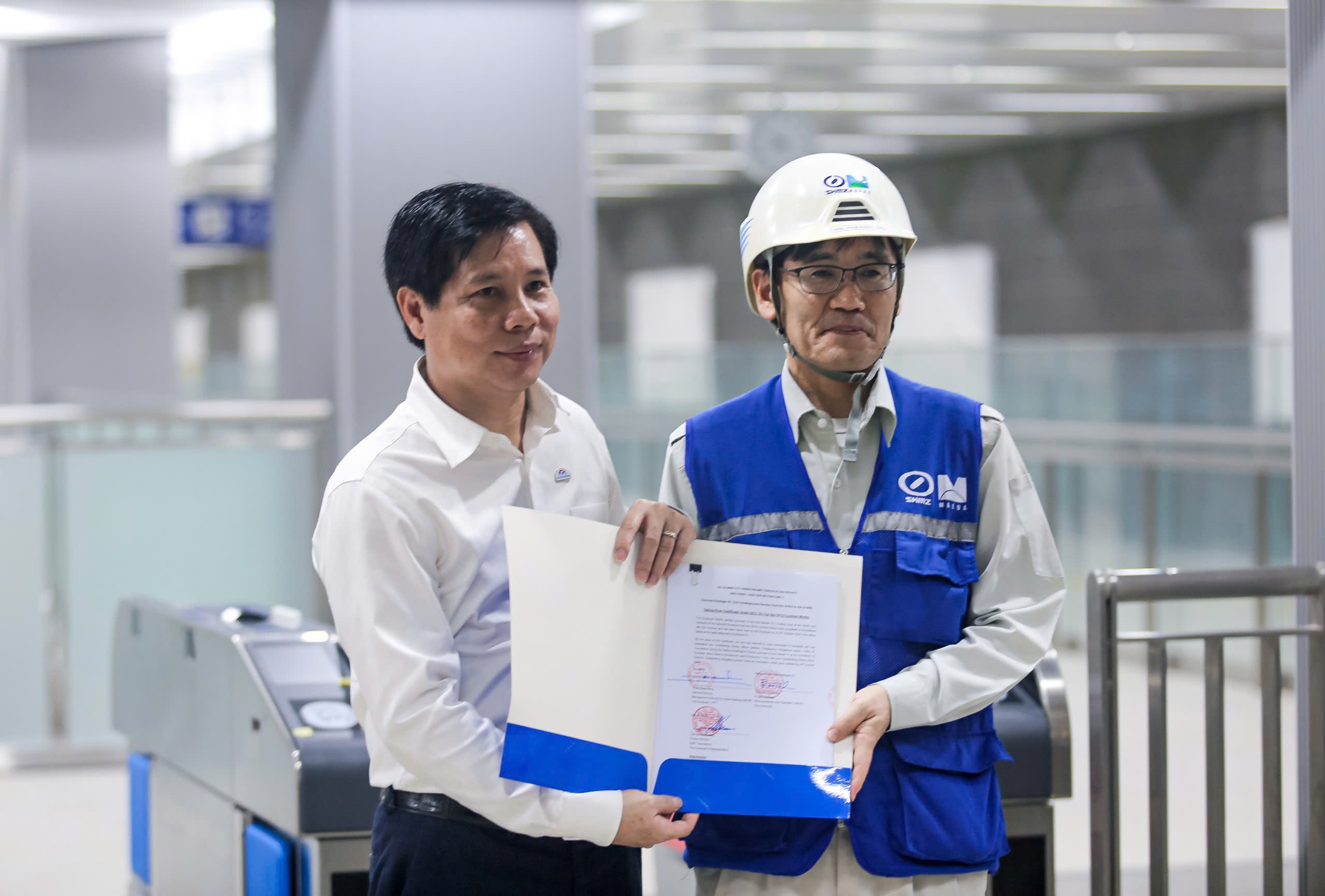 TP HCM tặng bằng khen cho 2 nh&agrave; thầu tuyến Metro số 1- Ảnh 4.