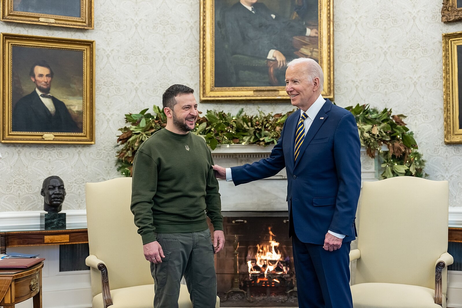 Lầu Năm Góc kỳ vọng ông Trump "để yên" viện trợ cho Ukraine- Ảnh 1.