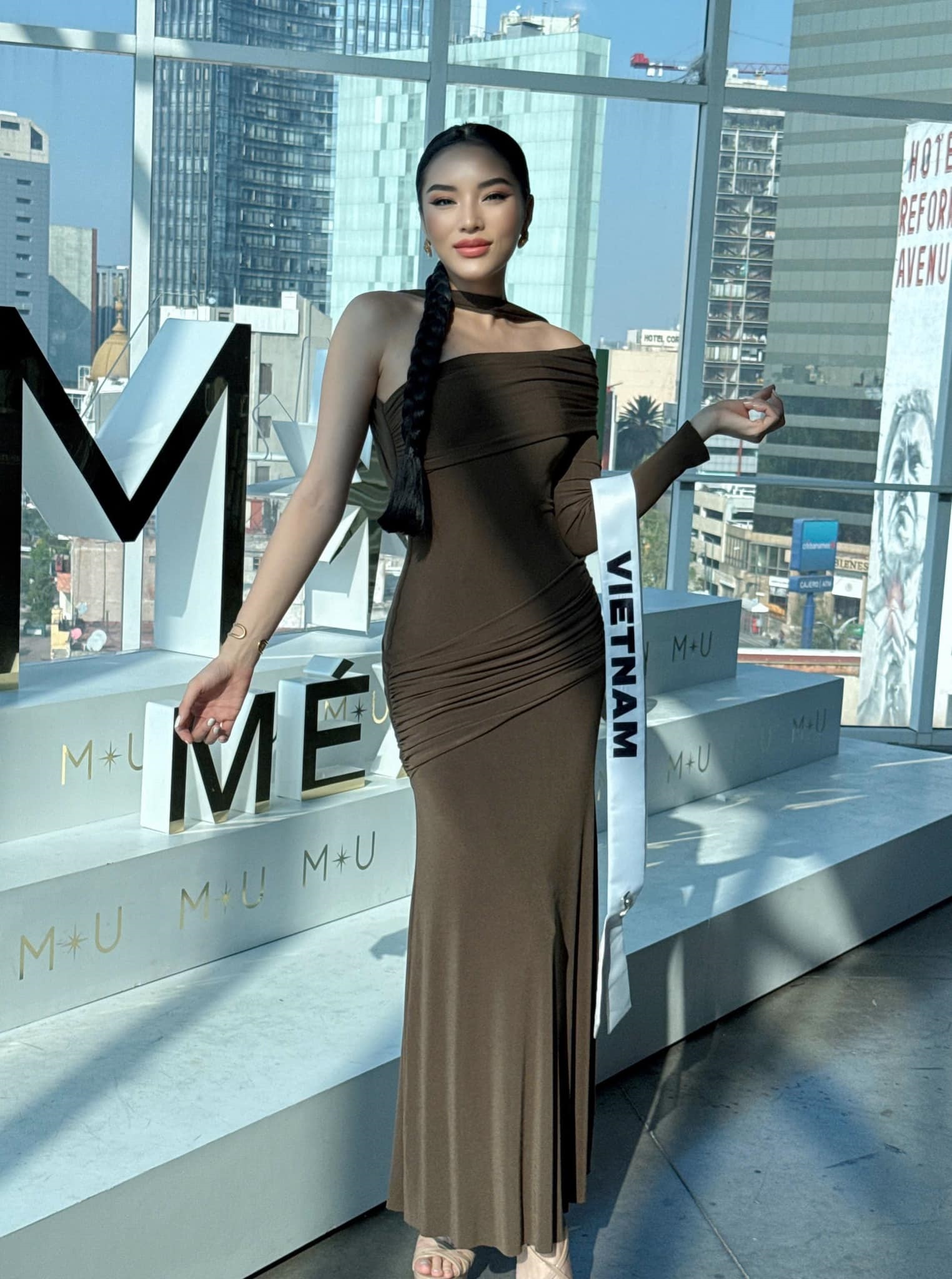 Kỳ Duyên có cơ hội ở Miss Universe 2024?
- Ảnh 1.