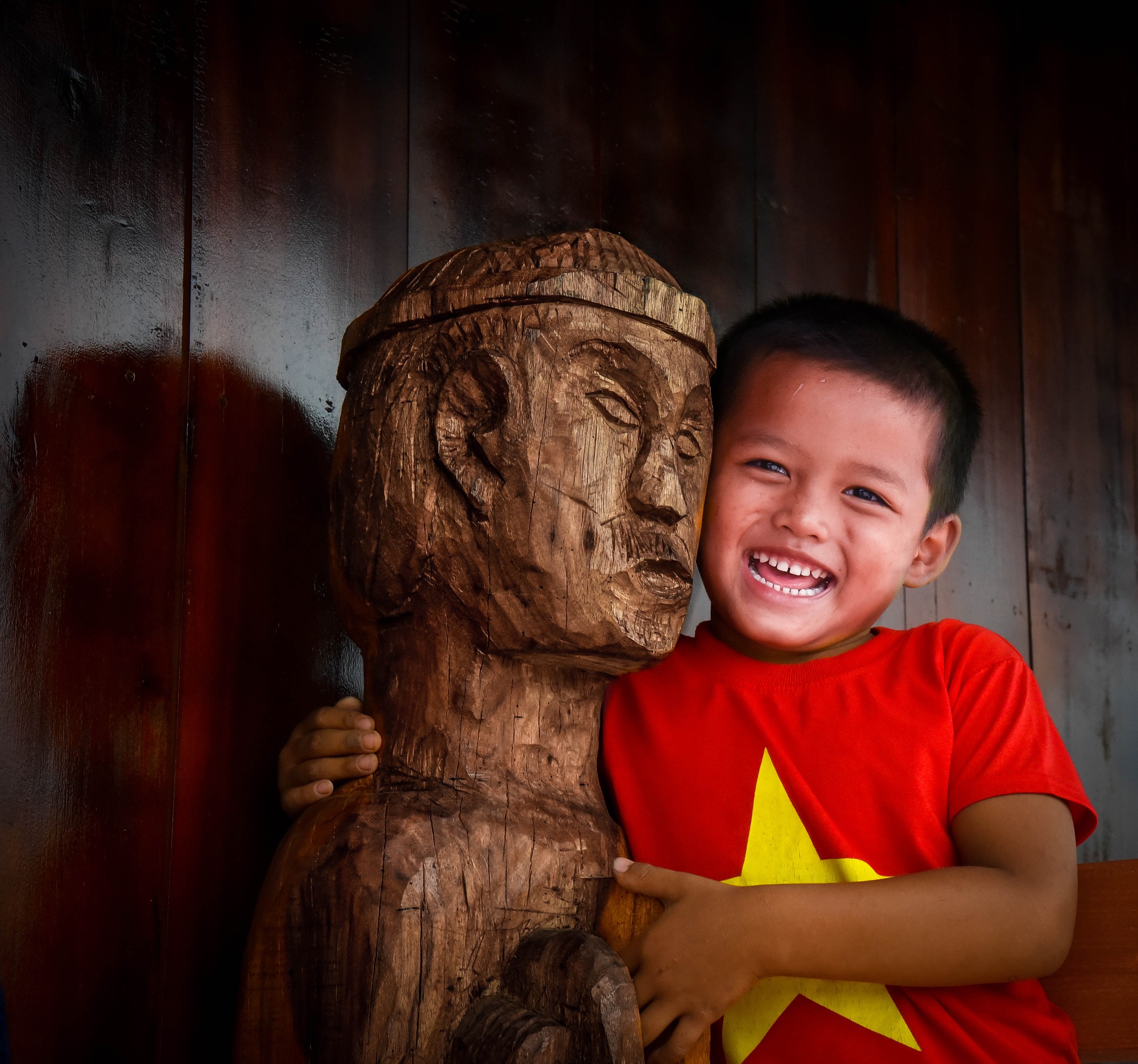 Nụ cười trẻ thơ. Ảnh: NGUYỄN KHOA HUY