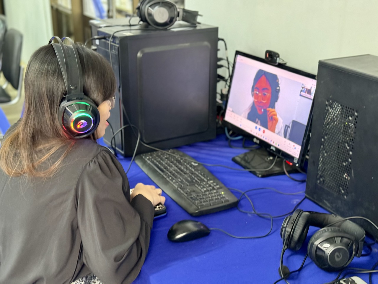 Những c&ocirc;ng việc online l&agrave;m tại nh&agrave;, thu nhập hấp dẫn- Ảnh 1.