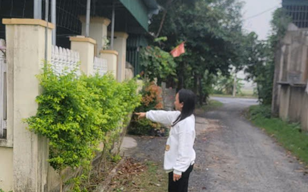 Tá hỏa khi thấy đất nhà mình bị người khác xây nhà