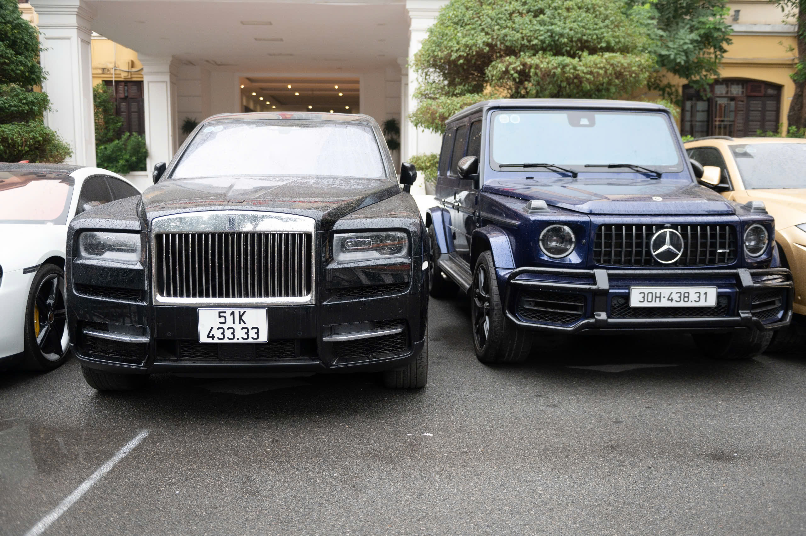 Cận cảnh d&agrave;n si&ecirc;u xe Rolls-Royce, Lamborghini, G63 của Mr Pips- Ảnh 2.