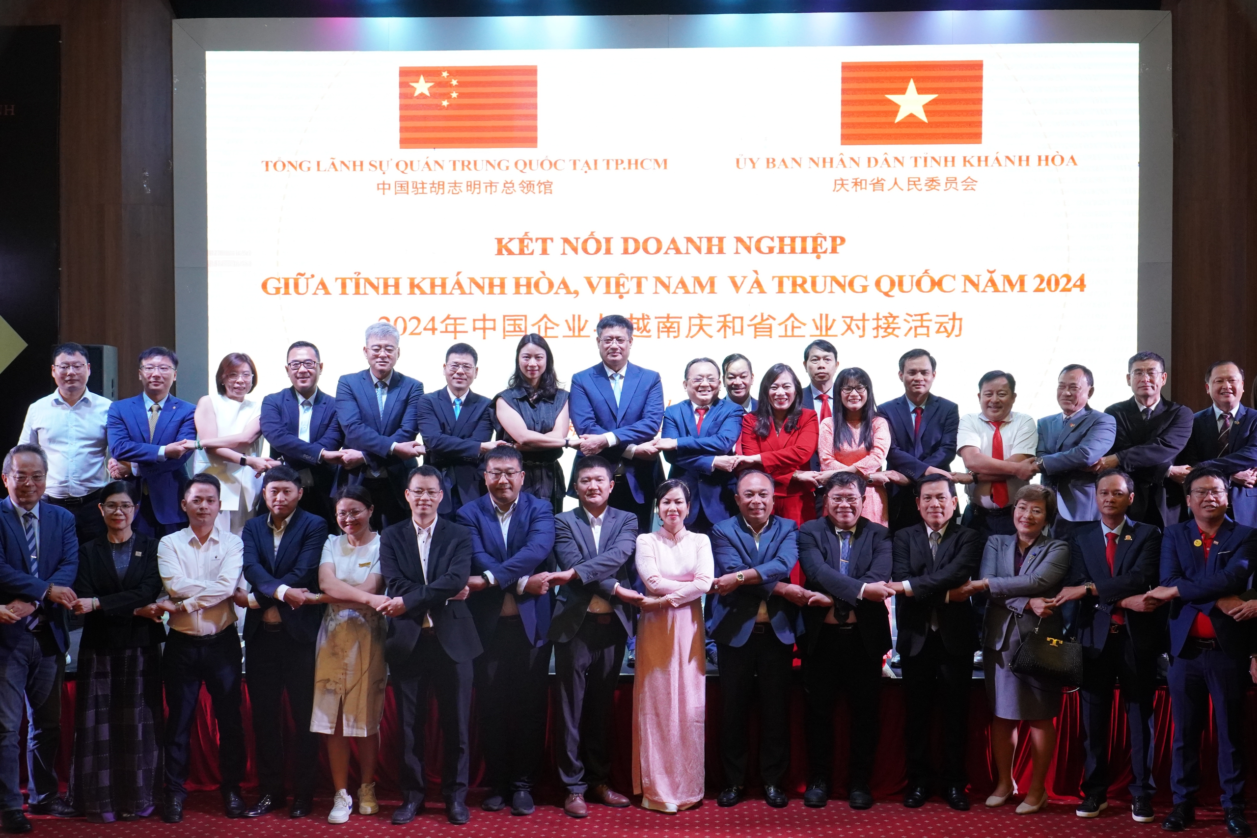 "Cơn sốt Nha Trang" sẽ đưa 10 triệu kh&aacute;ch Trung Quốc đến Việt Nam- Ảnh 1.