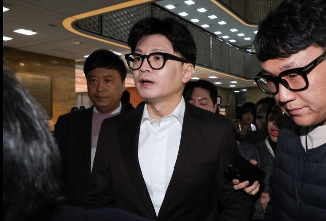 H&agrave;n Quốc c&oacute; chấp nhận cuộc &ldquo;r&uacute;t lui trong trật tự" của Tổng thống Yoon Suk-yeol?- Ảnh 3.