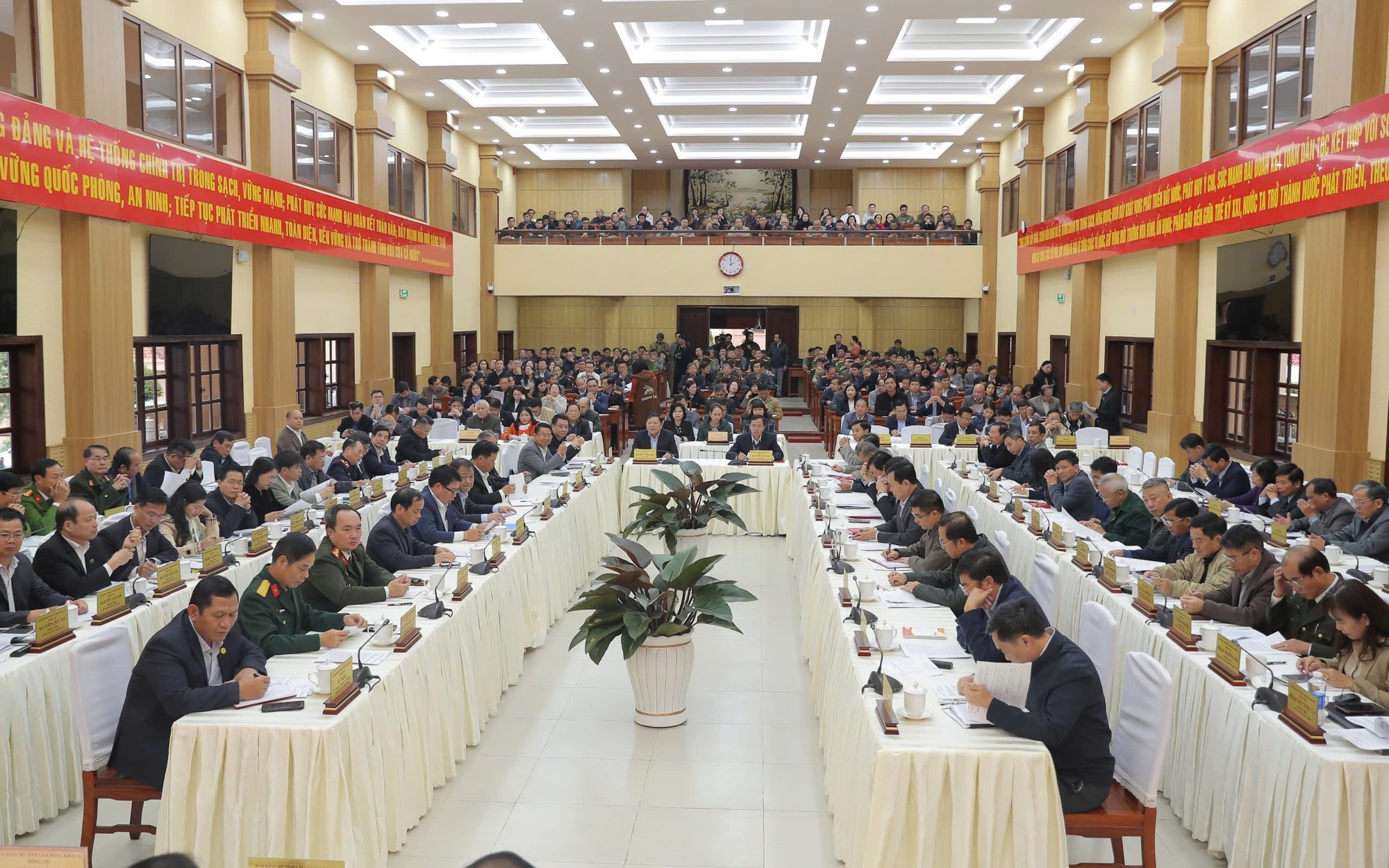 L&acirc;m Đồng s&aacute;p nhập 10 sở th&agrave;nh 5 sở