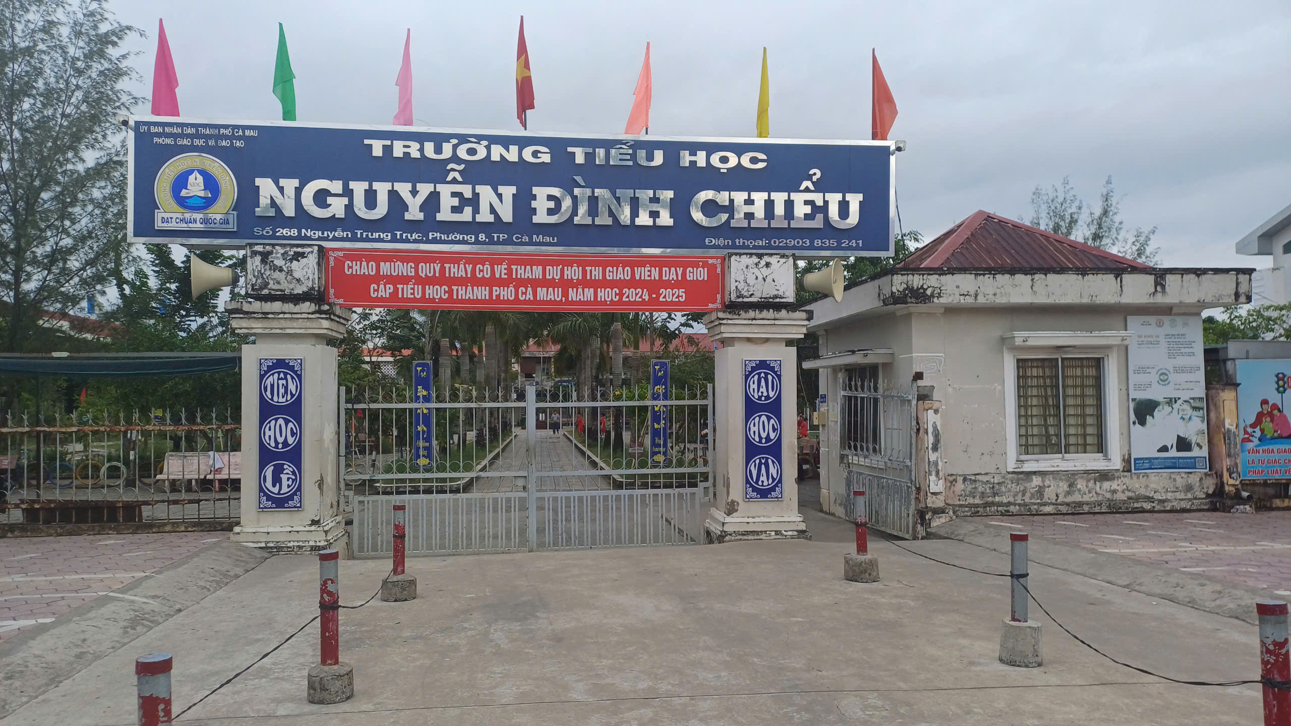 Diễn biến n&oacute;ng vụ suất cơm "sụt c&acirc;n" của học sinh tiểu học- Ảnh 1.