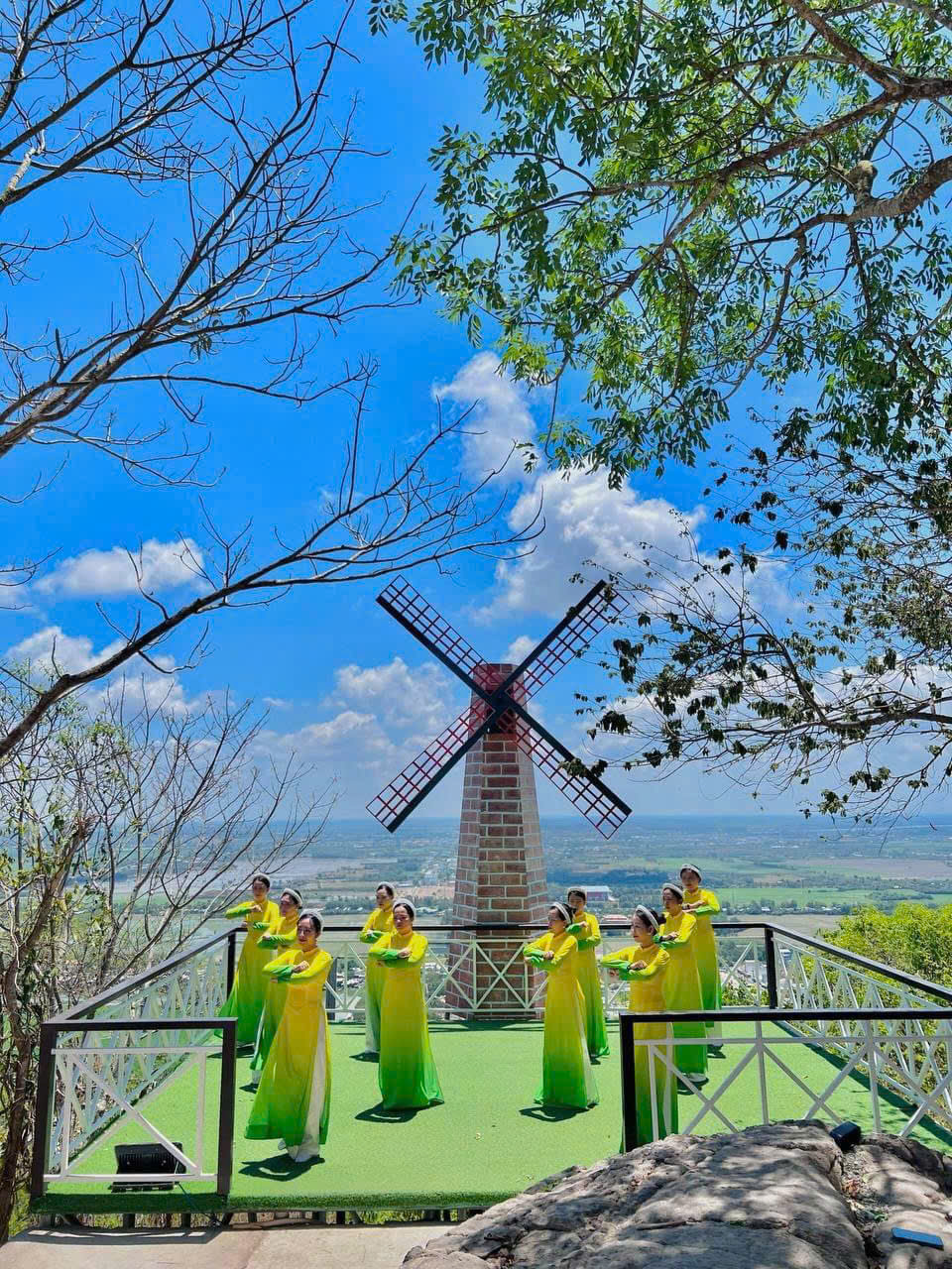 Chuyển nhượng cổ phần gắn liền dự án sinh lợi KDL Văn hóa tâm linh Bà Chúa Xứ - Cáp treo núi Sam- Ảnh 8.