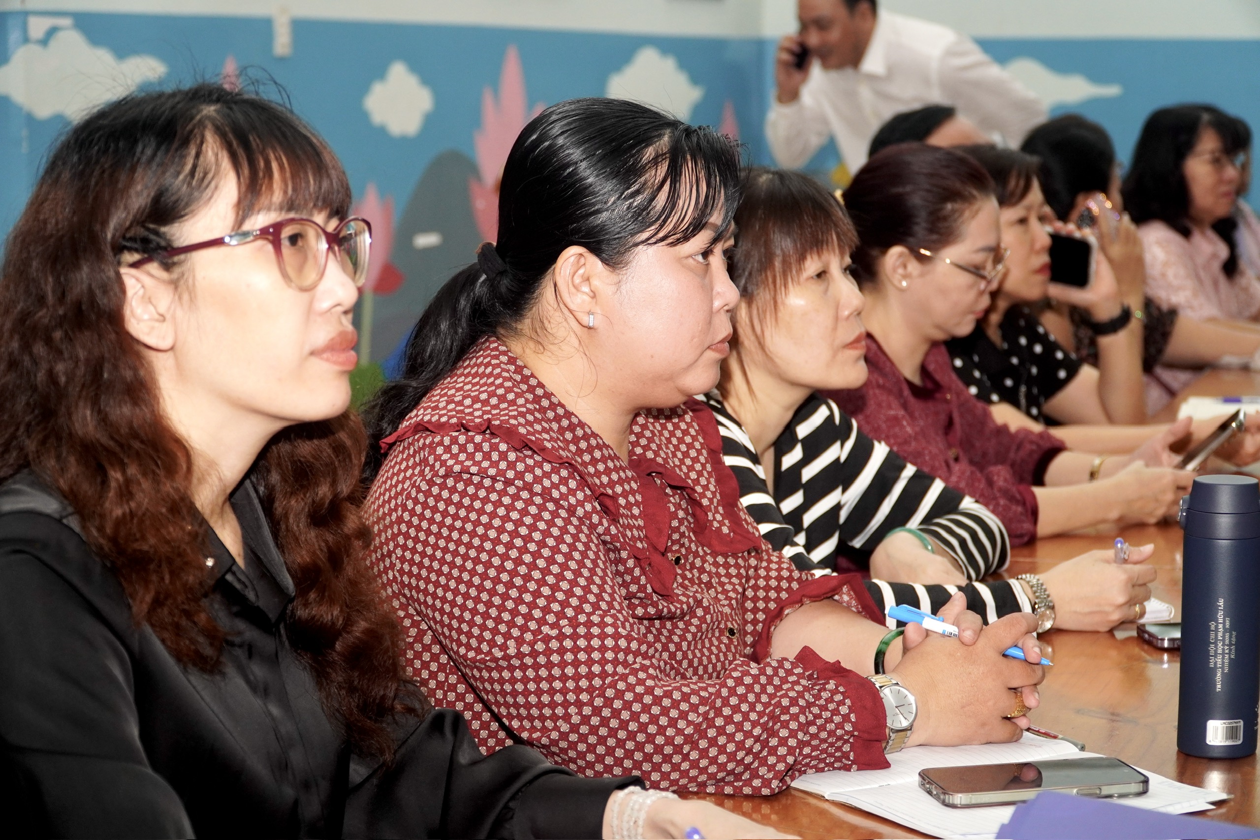 Hơn 100 c&aacute;n bộ gi&aacute;o dục tham dự bồi dưỡng &ldquo;Kỹ năng ứng xử với b&aacute;o ch&iacute;-truyền th&ocirc;ng&rdquo;- Ảnh 6.
