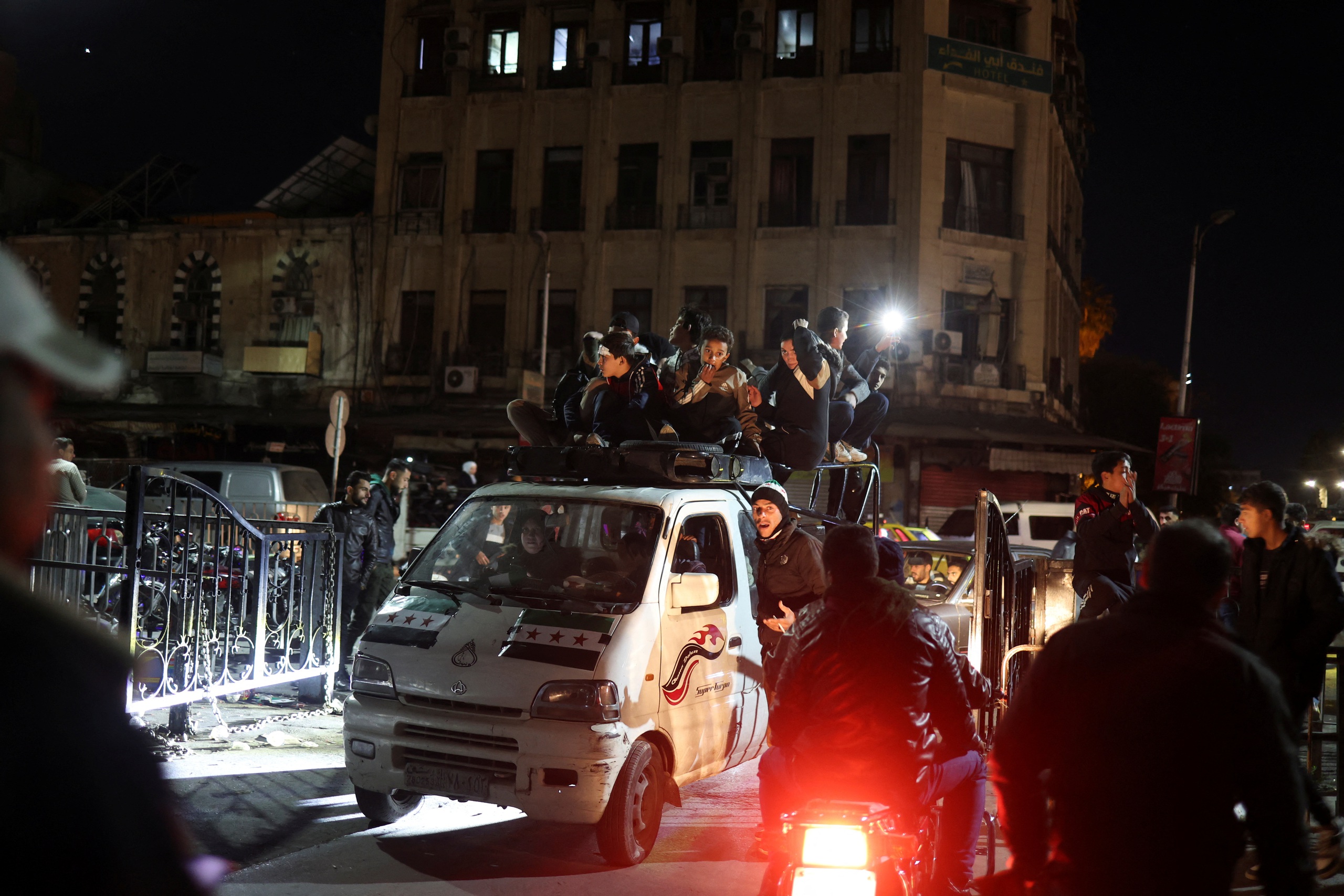 Khung cảnh thủ đô Damascus -Syria hôm 13-12 Ảnh: REUTERS