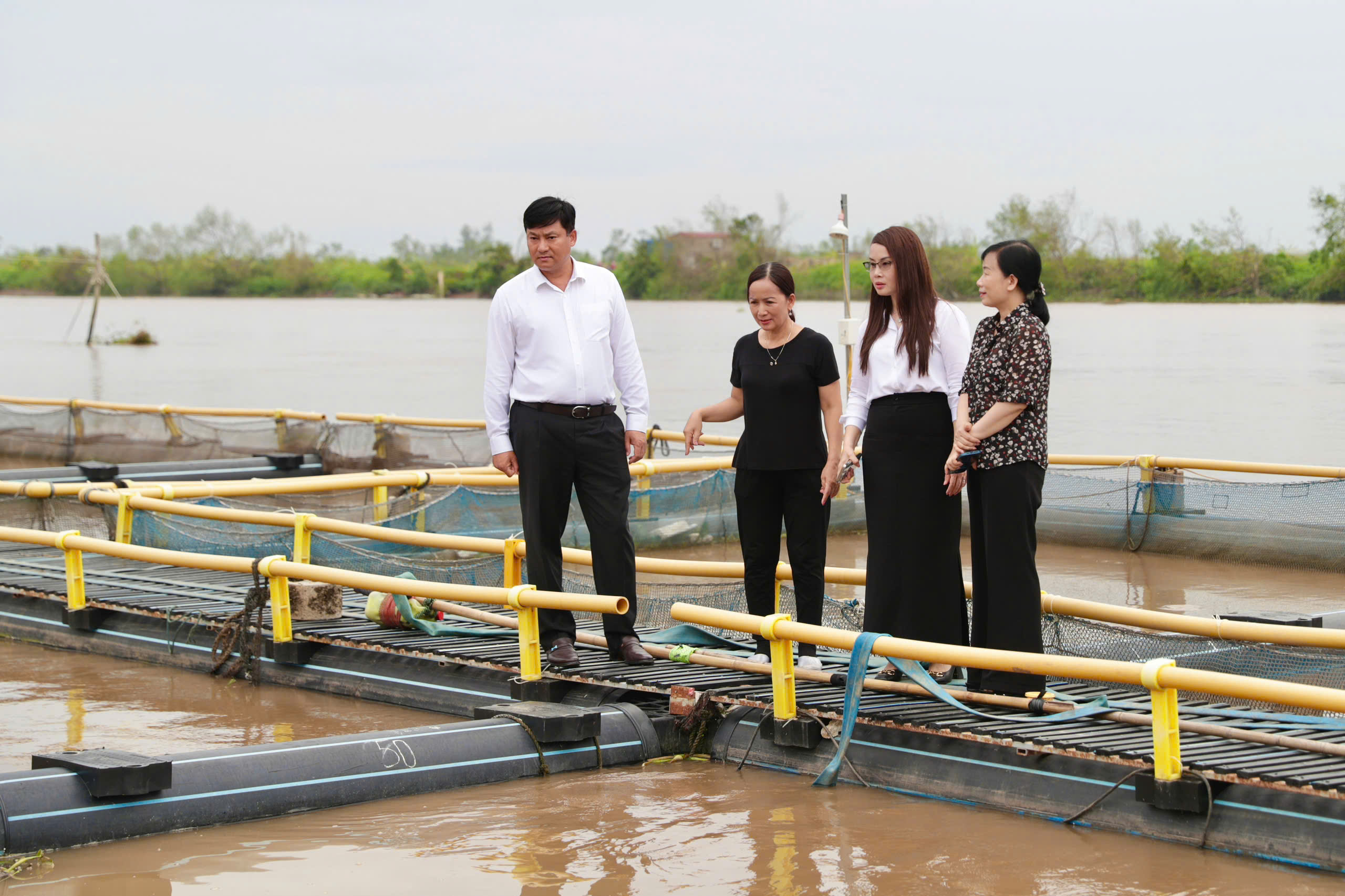 Agribank hỗ trợ người d&acirc;n, doanh nghiệp sản xuất kinh doanh- Ảnh 1.
