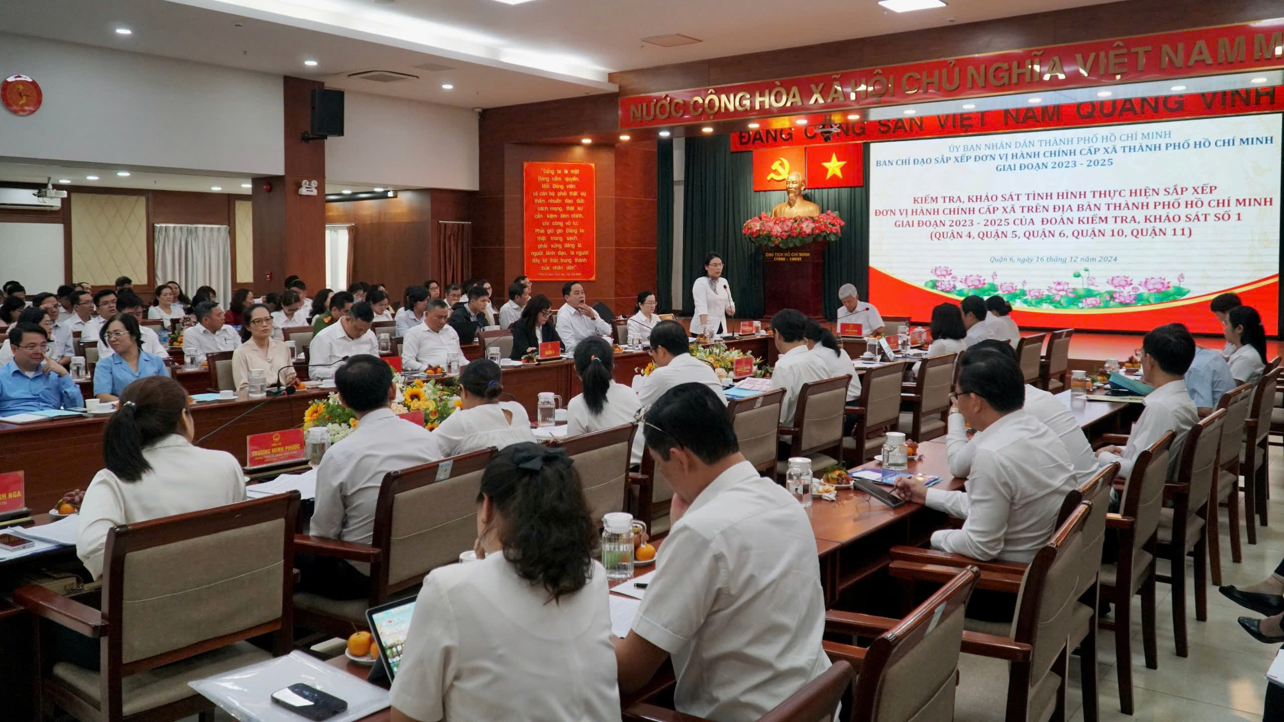 TP HCM sắp xếp 80 phường: C&ocirc;ng an khuyến nghị c&aacute;c thủ tục người d&acirc;n cần biết- Ảnh 2.