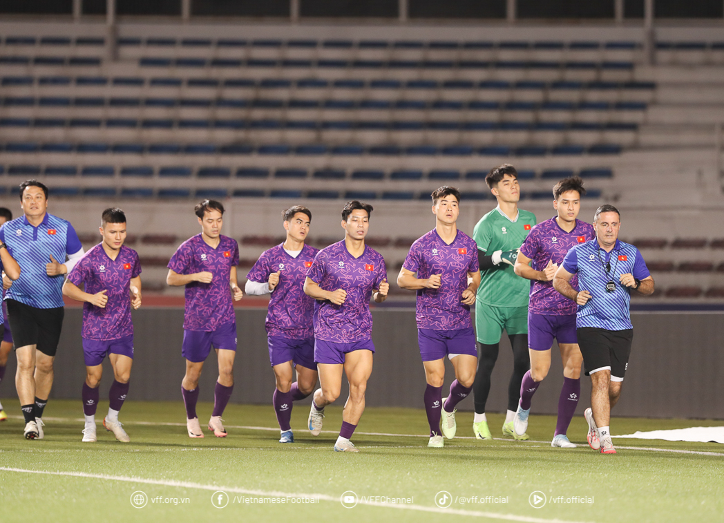 HLV Kim Sang-sik: Tuyển Việt Nam không phân cầu thủ đá chính hay dự bị- Ảnh 3.