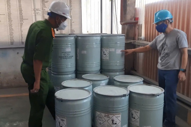 H&oacute;a chất nguy hiểm như kh&iacute; cười, xyanua&hellip; bị lạm dụng- Ảnh 1.