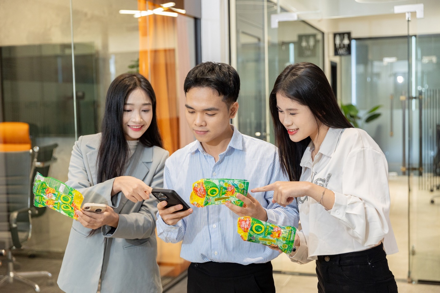 Tr&agrave; Xanh Kh&ocirc;ng Độ khuyến m&atilde;i m&ugrave;a Tết với hơn 350.000 giải thưởng 'n&oacute;ng' tổng gi&aacute; trị 5,6 tỉ đồng- Ảnh 4.