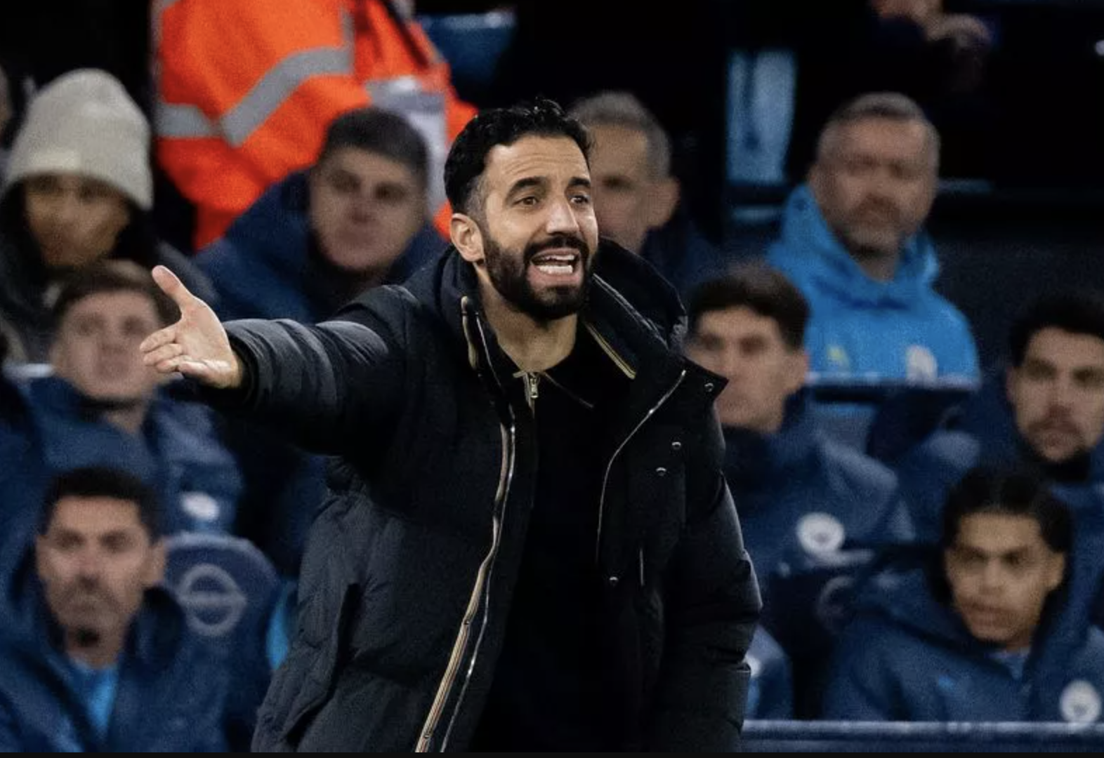 Man United điều tra vụ r&ograve; rỉ th&ocirc;ng tin đội h&igrave;nh trước trận derby Manchester- Ảnh 5.