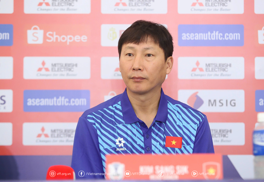 Tuyển Việt Nam quyết gi&agrave;nh v&eacute; sớm v&agrave;o b&aacute;n kết ASEAN Cup- Ảnh 1.