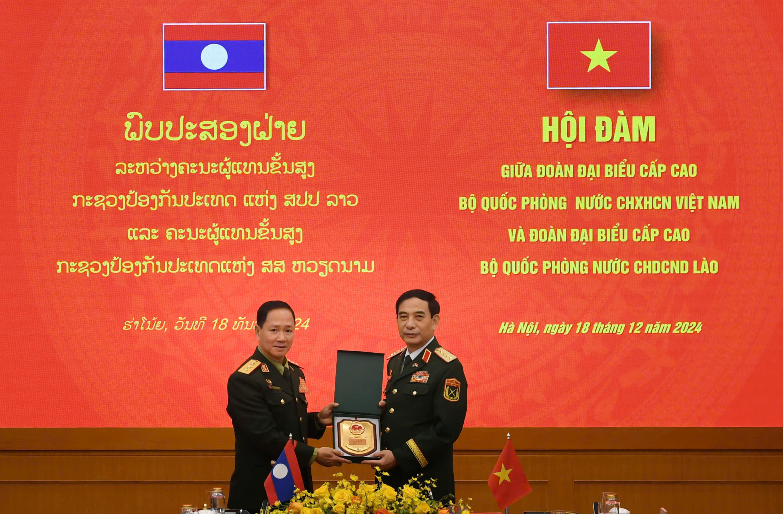 Đại tướng Phan Văn Giang đón Bộ trưởng Quốc phòng Lào thăm chính thức Việt Nam- Ảnh 7.