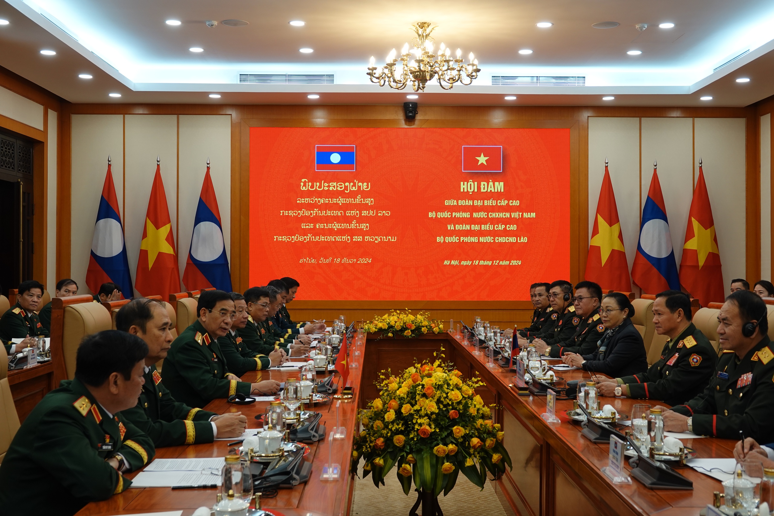 Đại tướng Phan Văn Giang đón Bộ trưởng Quốc phòng Lào thăm chính thức Việt Nam- Ảnh 6.