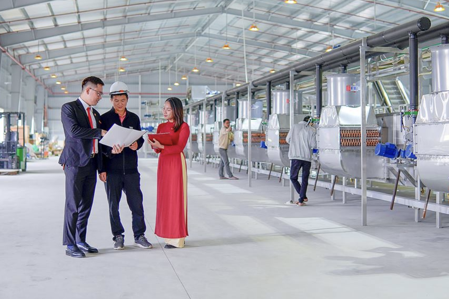 Một ng&acirc;n h&agrave;ng bất ngờ tung g&oacute;i cho vay l&atilde;i suất 1,2%/năm- Ảnh 1.