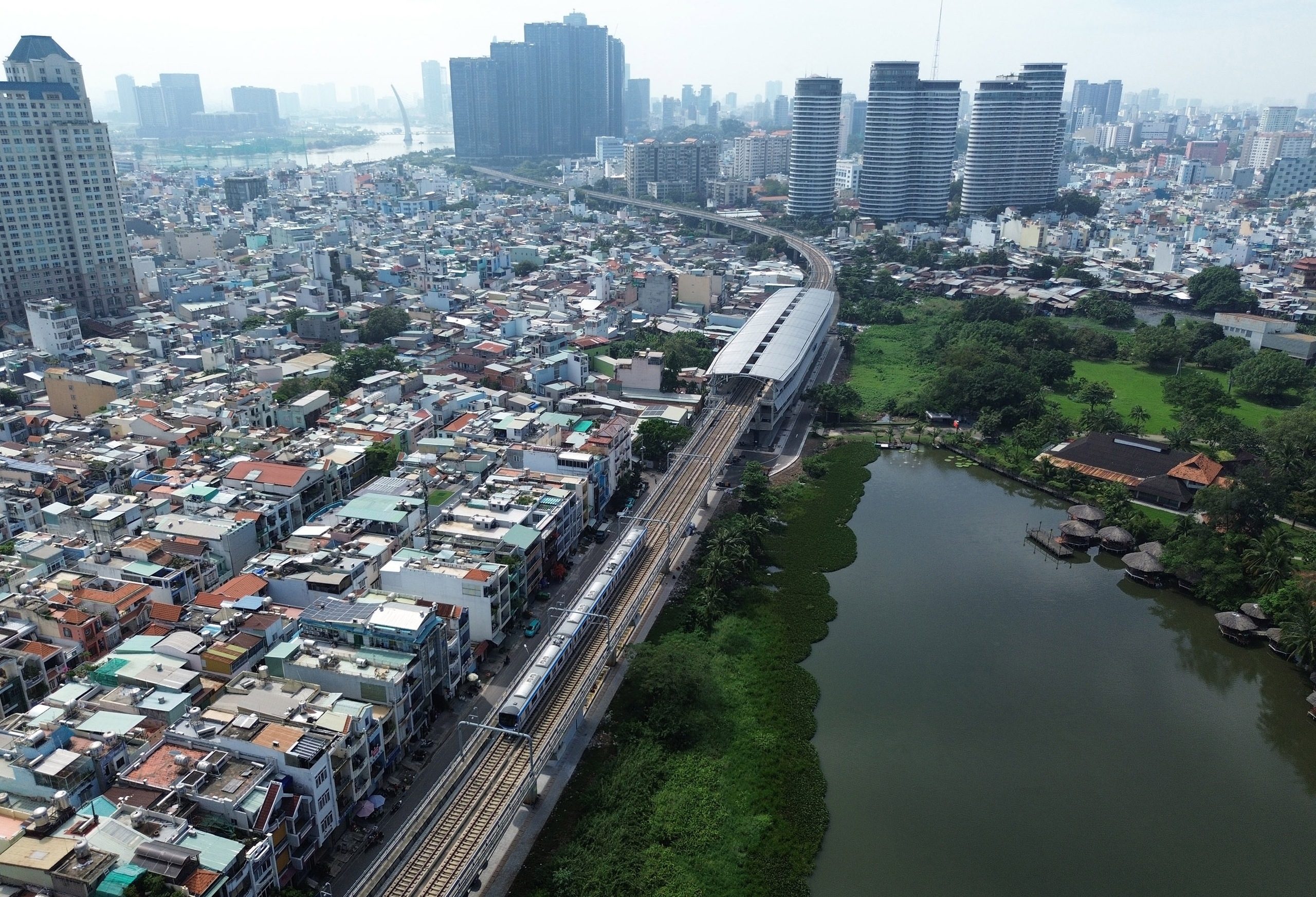 Metro số 1 sẵn s&agrave;ng trước "giờ G": Bước nhảy vọt của giao th&ocirc;ng c&ocirc;ng cộng- Ảnh 3.
